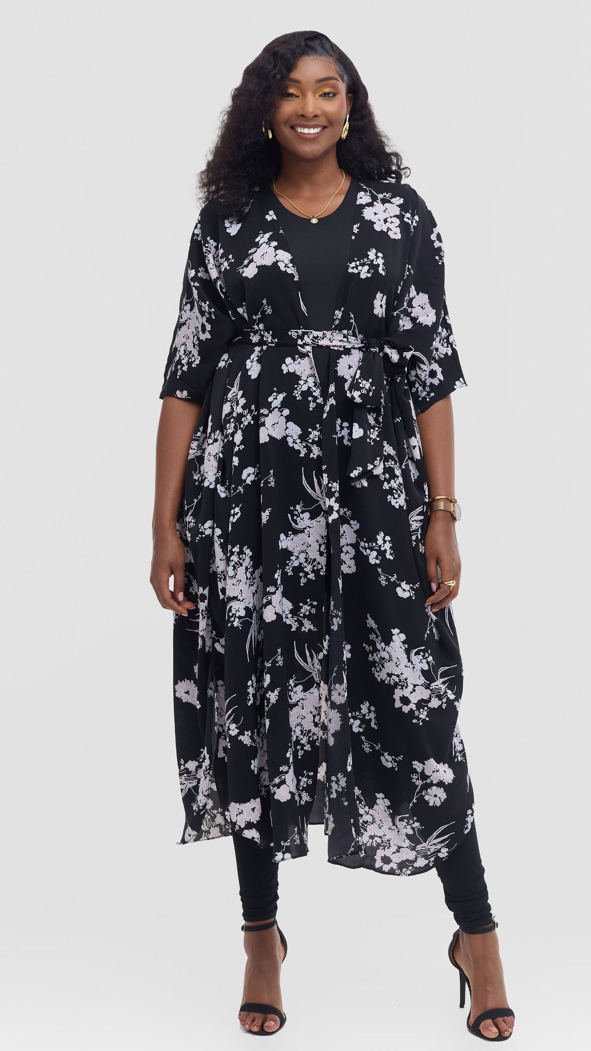 Vivo Scalloped Kimono in Crepe - Black / Grey Print