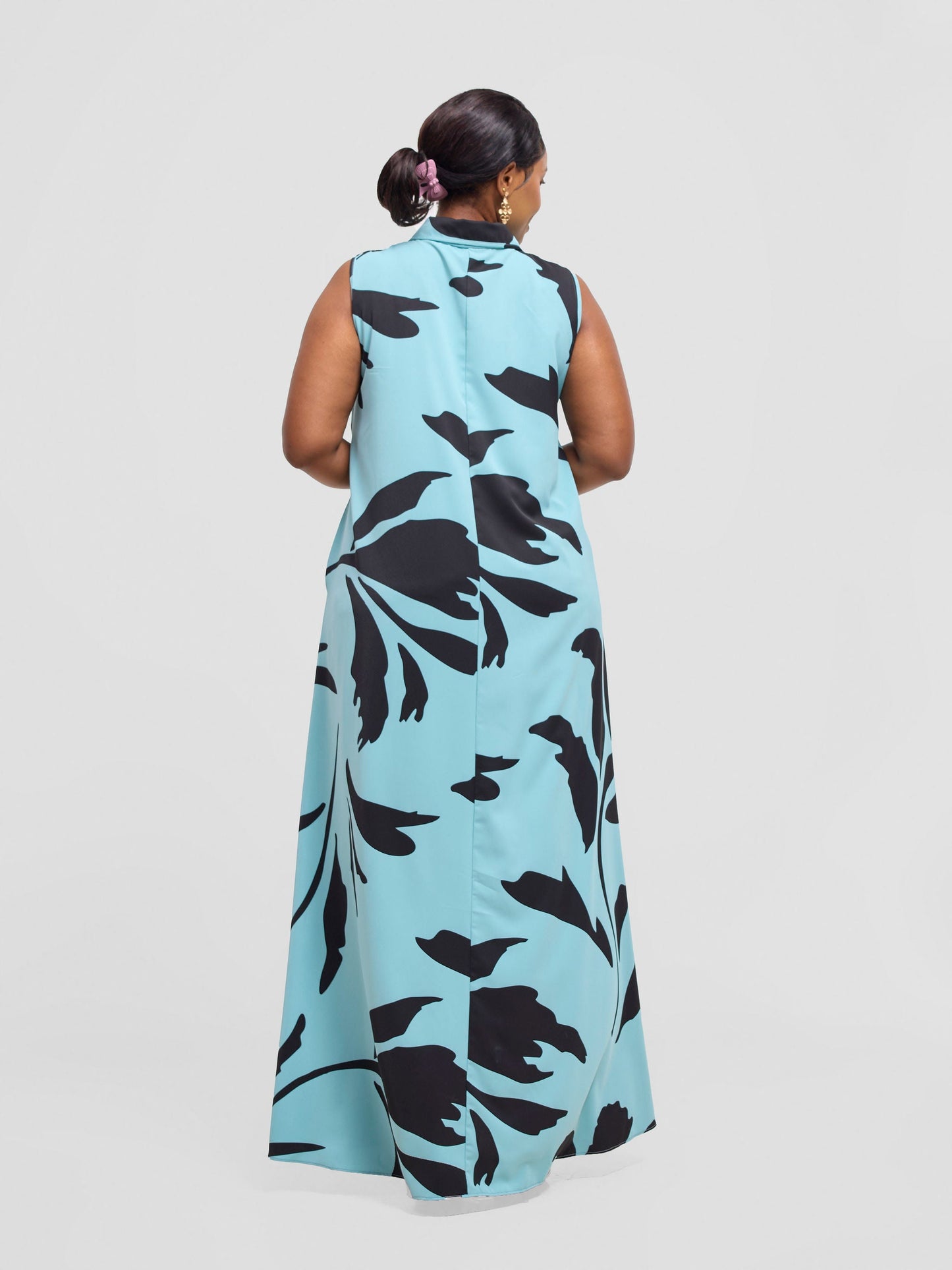 Vivo Asha Sleeveless Maxi Dress - Mint / Black Robe Print