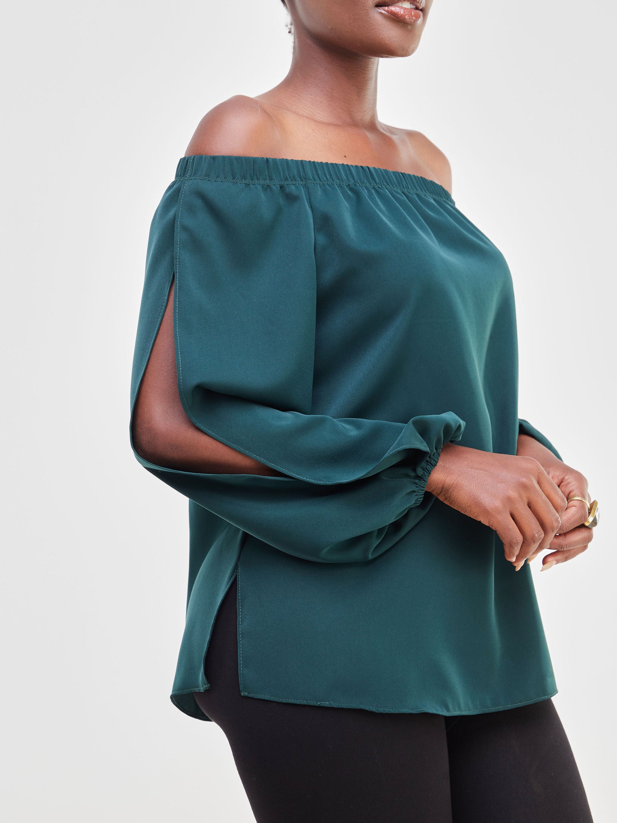 Vivo Yumi Off Shoulder Top - Dark Green