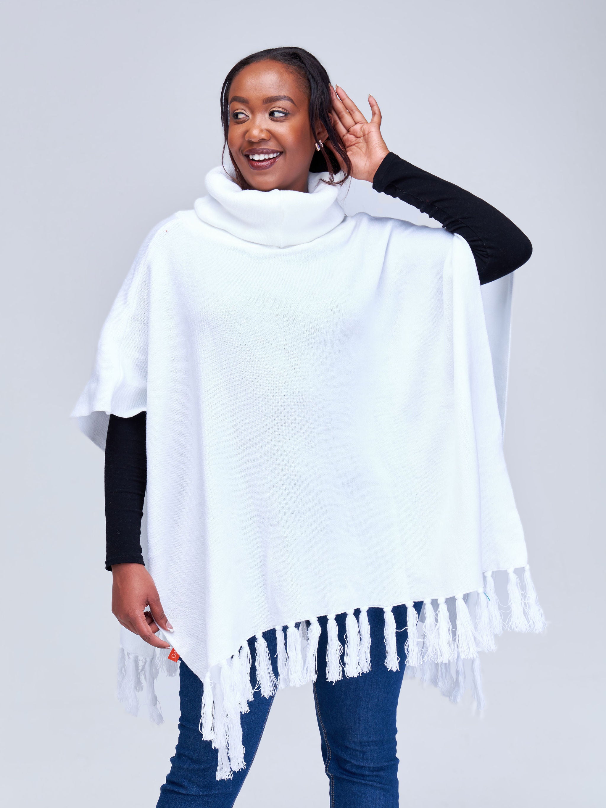 Vivo Turtleneck Knit Fringe Poncho - White
