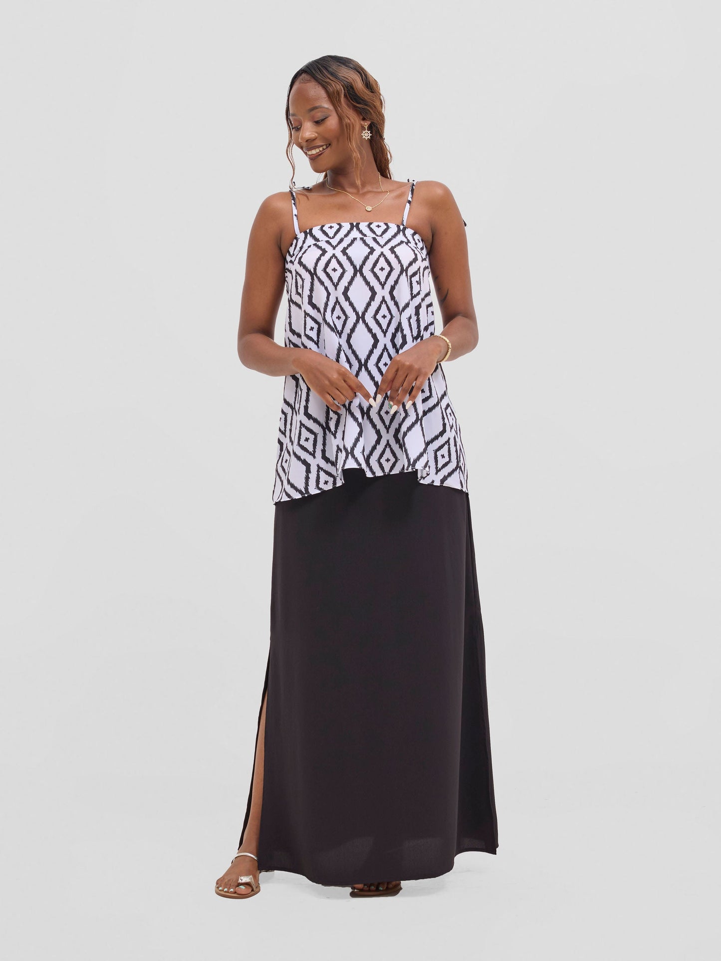 Vivo Seli Maxi Skirt - Black
