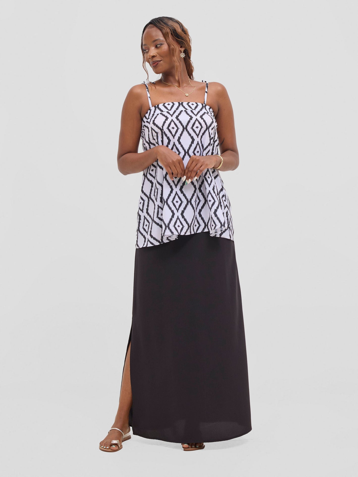 Vivo Seli Maxi Skirt - Black