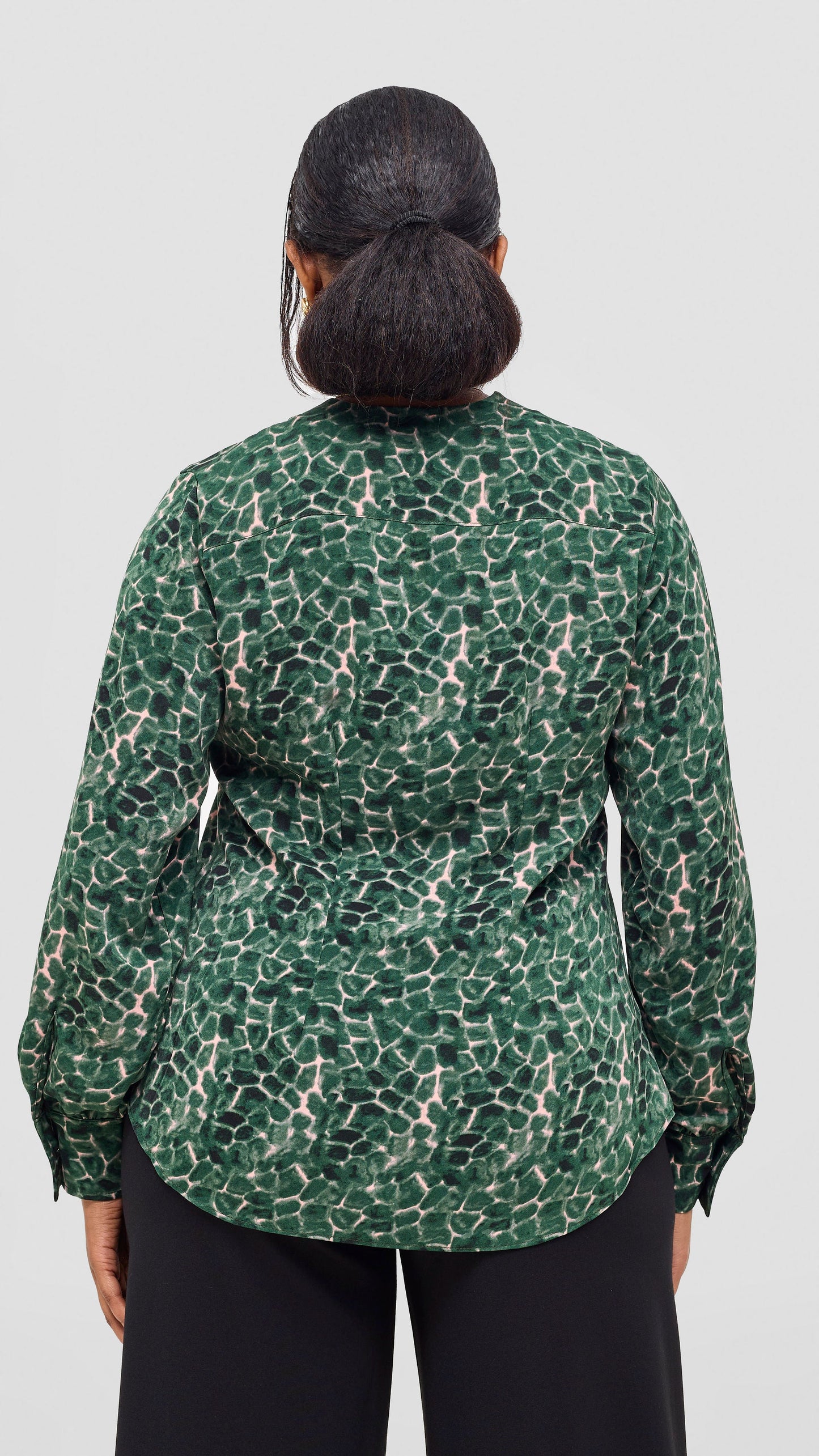 Vivo Ajani V-Neck Top - Green / Pink Print