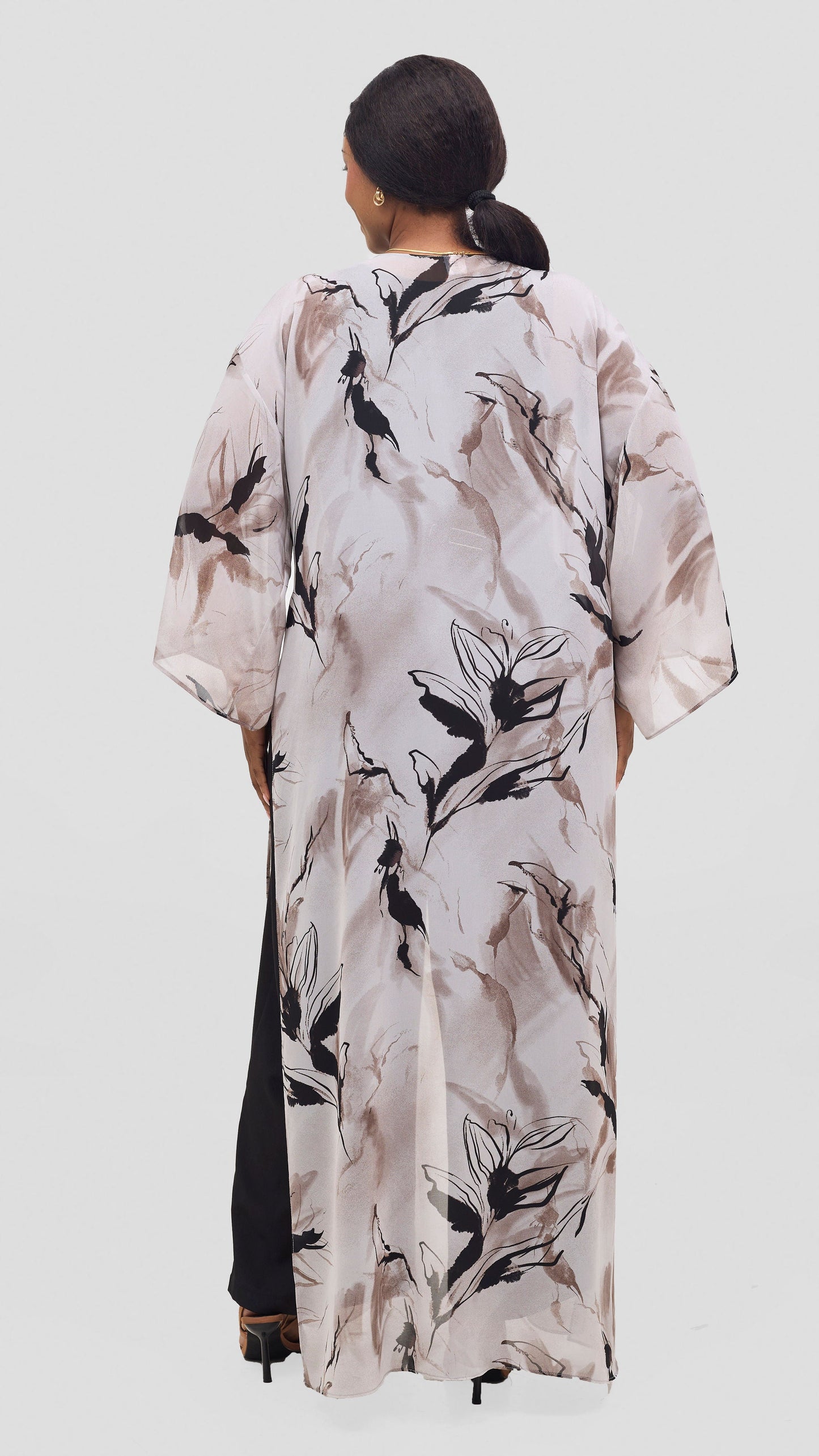 Vivo Nandi High Slit Kimono - Light Taupe / Black Print