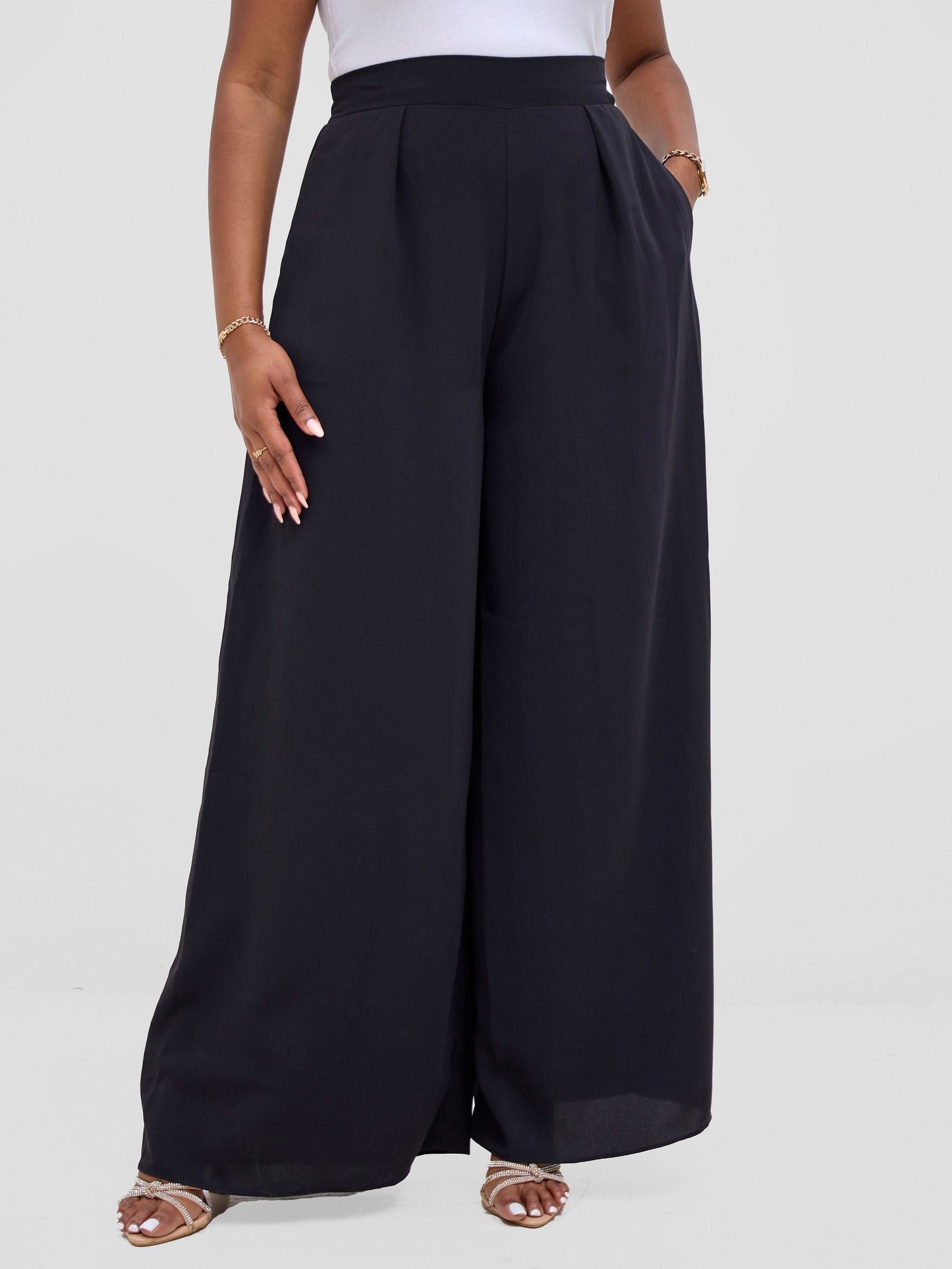 Vivo Basic Crepe Pants - Black