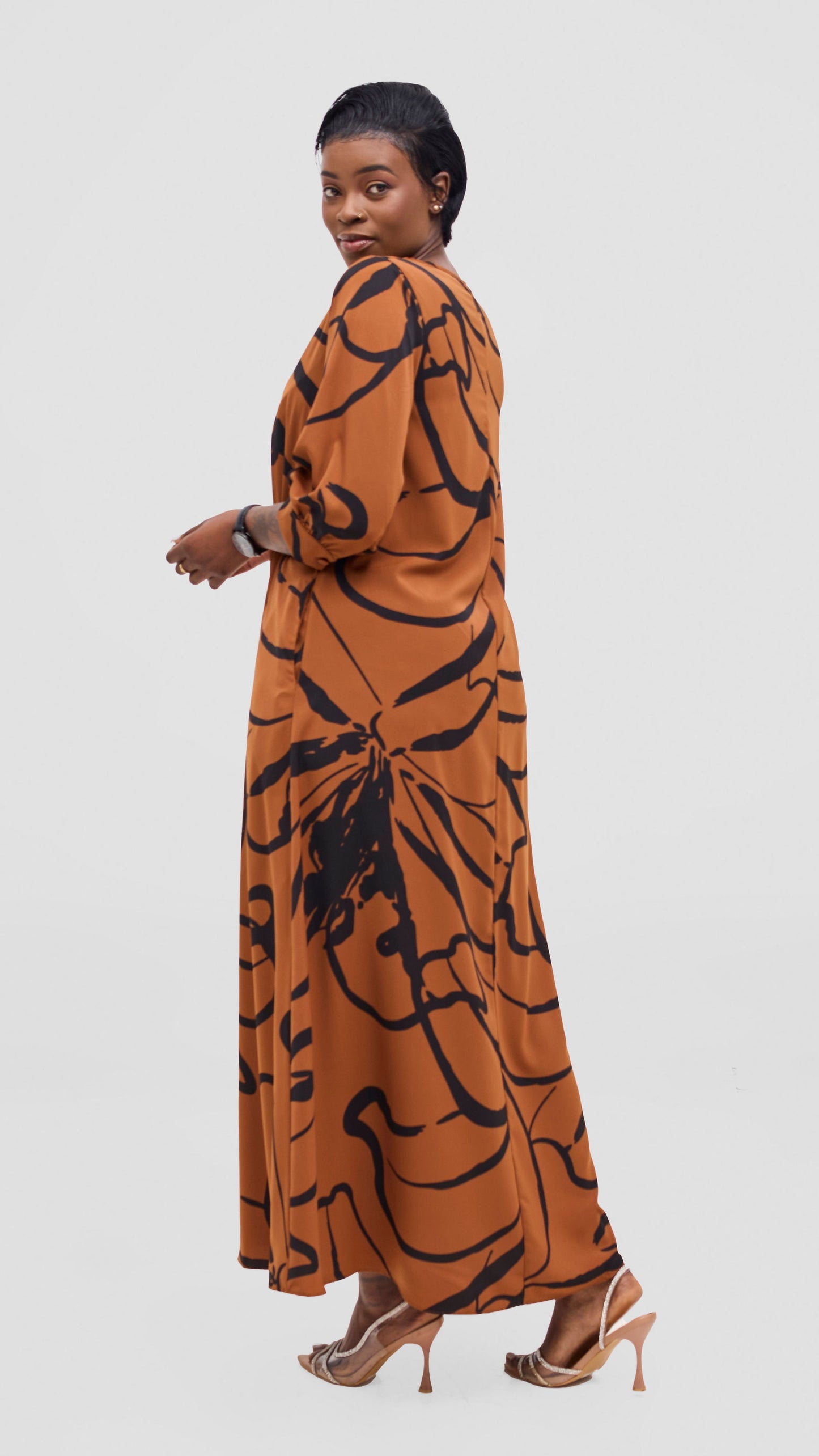 Vivo Hadiya Maxi Dress - Brown / Black Luwe Print