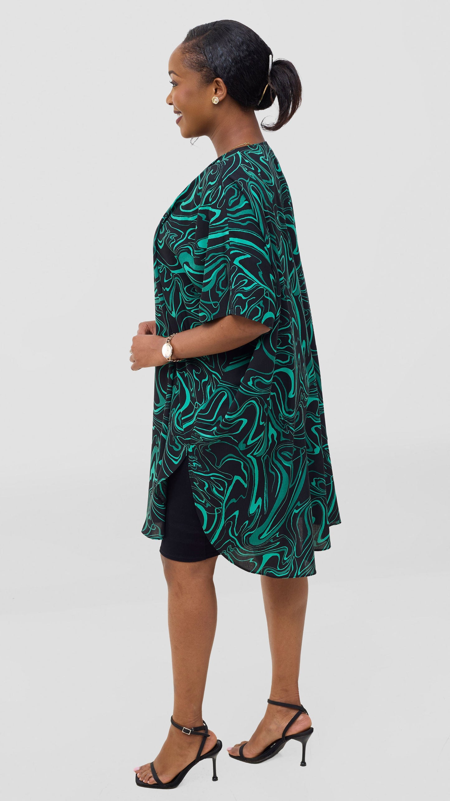 Vivo Samira Wide Kimono - Black / Green Print