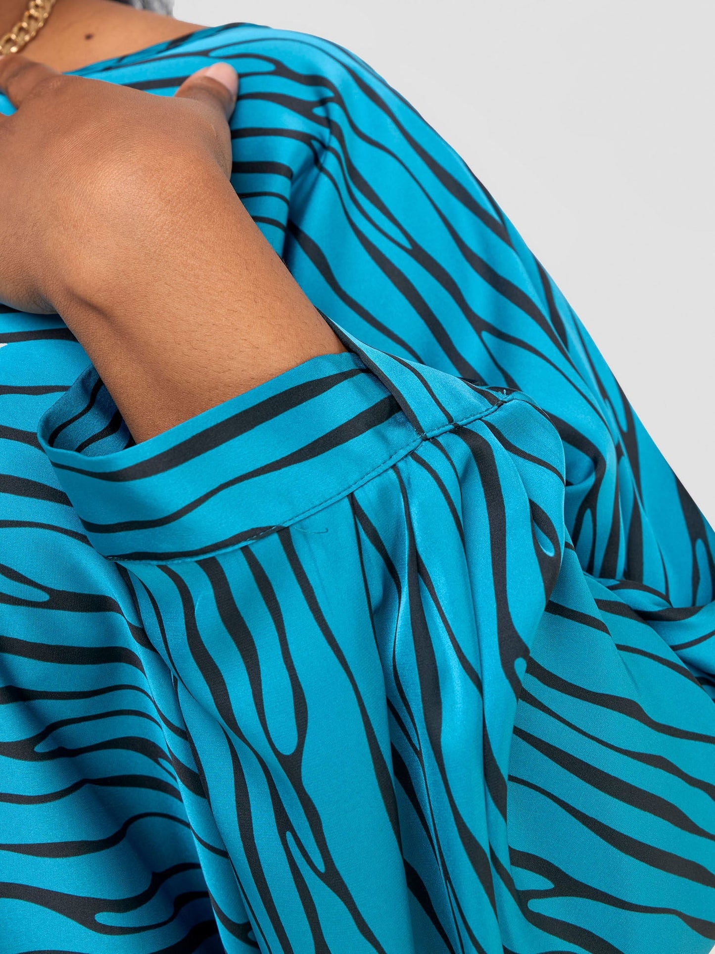 Vivo Chidii Batwing Top - Teal / Black Sidi Print