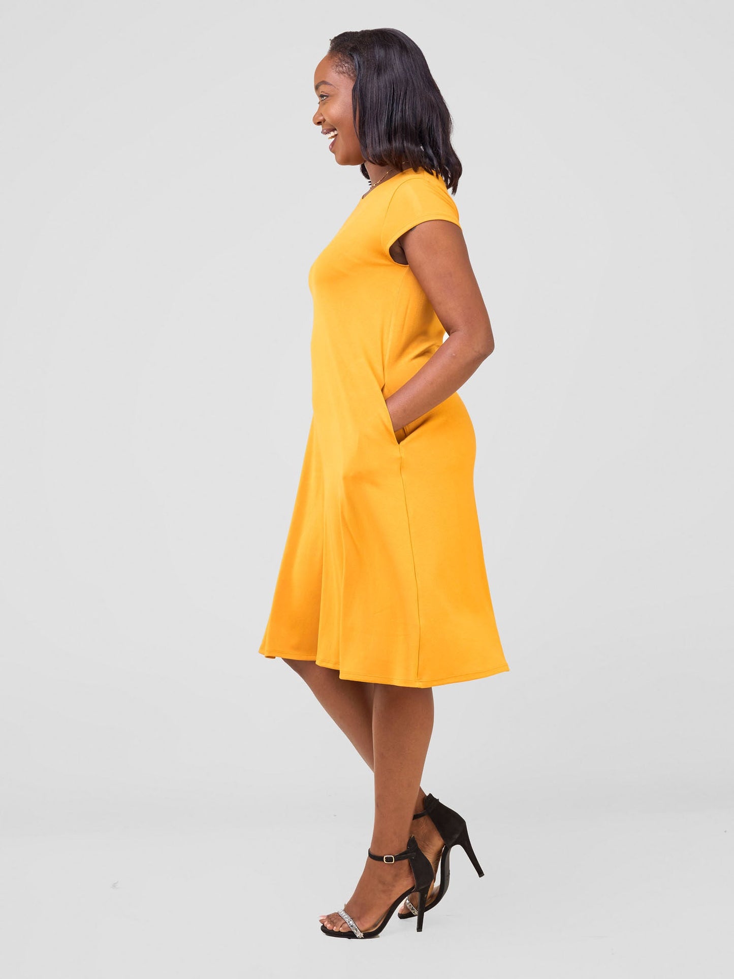 Vivo Leila Cap Sleeve Tent Knee Length Dress - Mustard