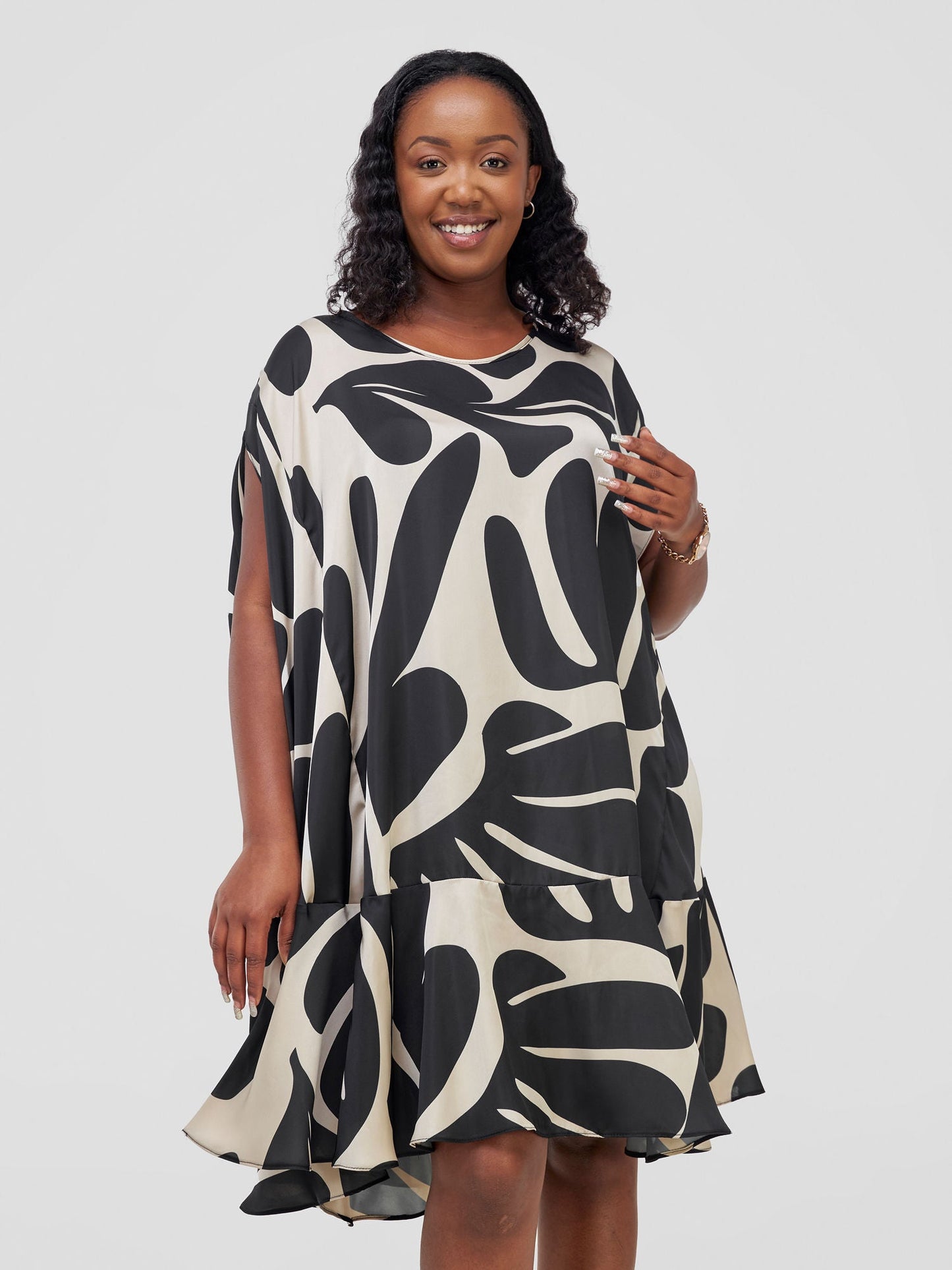 Vivo Thando Cape Knee Length Dress - Taupe / Black Amari Print