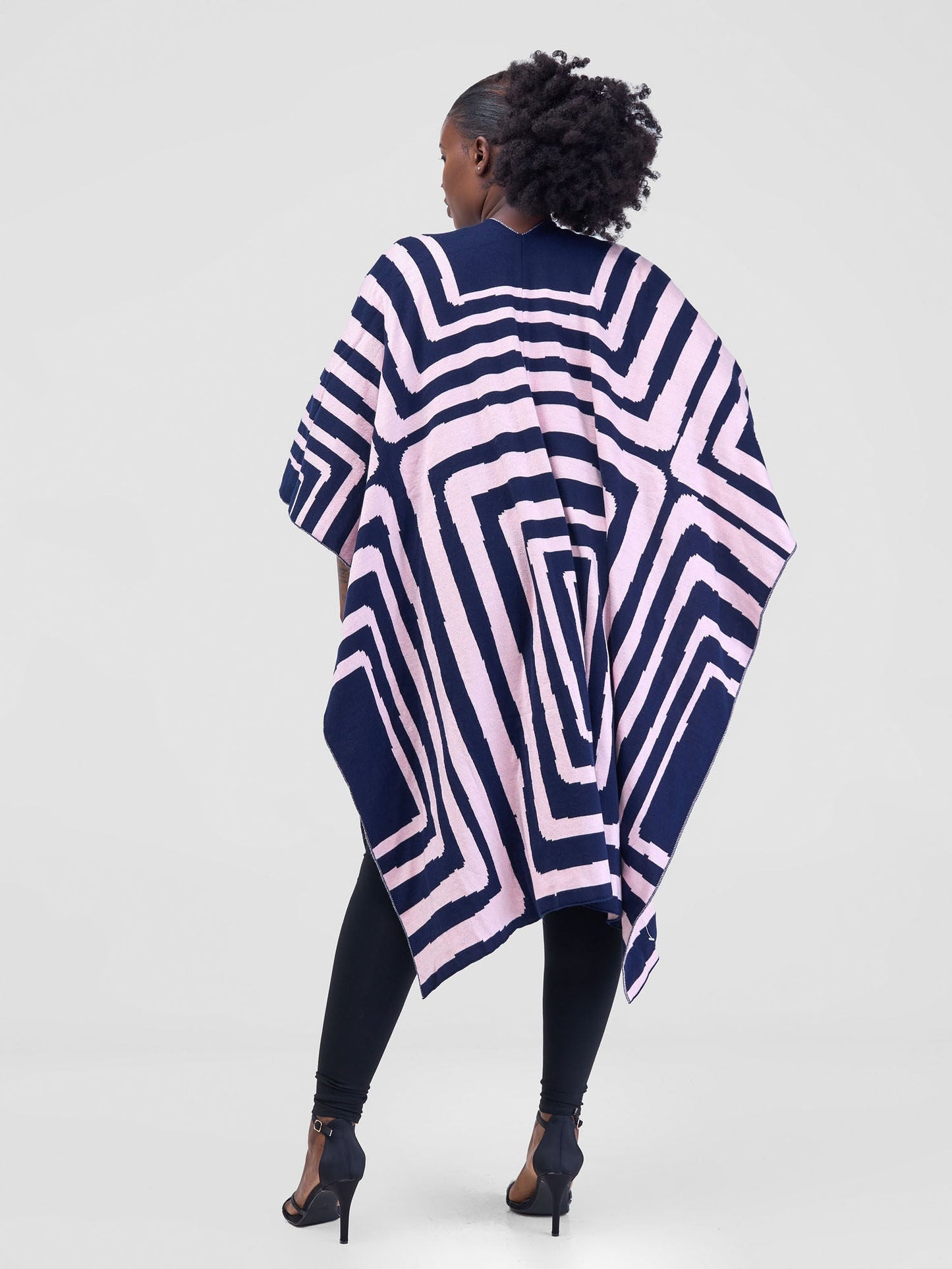 Vivo Reversible Printed Poncho - Blush / Black Bustani Print