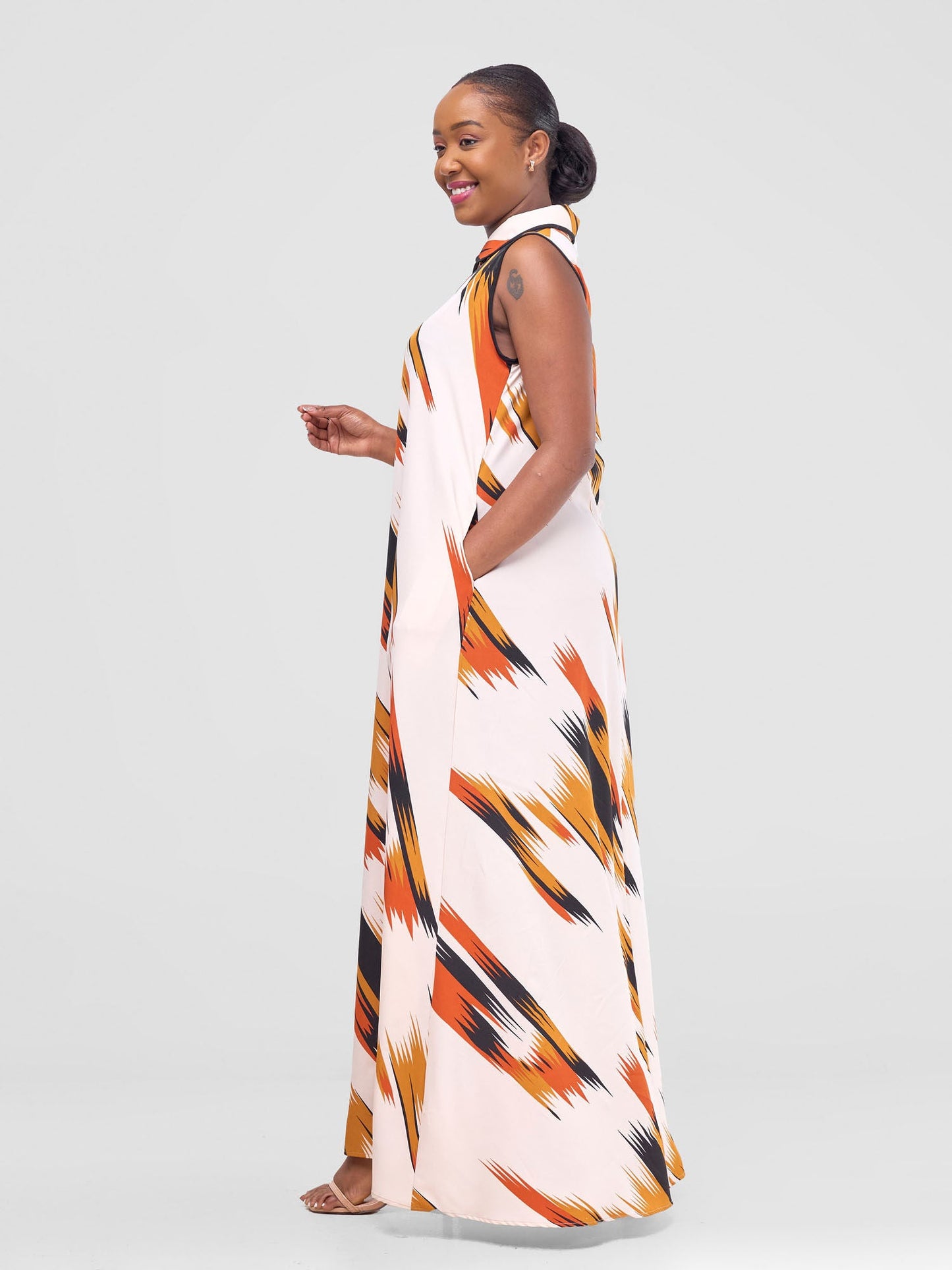 Vivo Shaa Sleeveless Maxi Dress - Teal / Tan Print