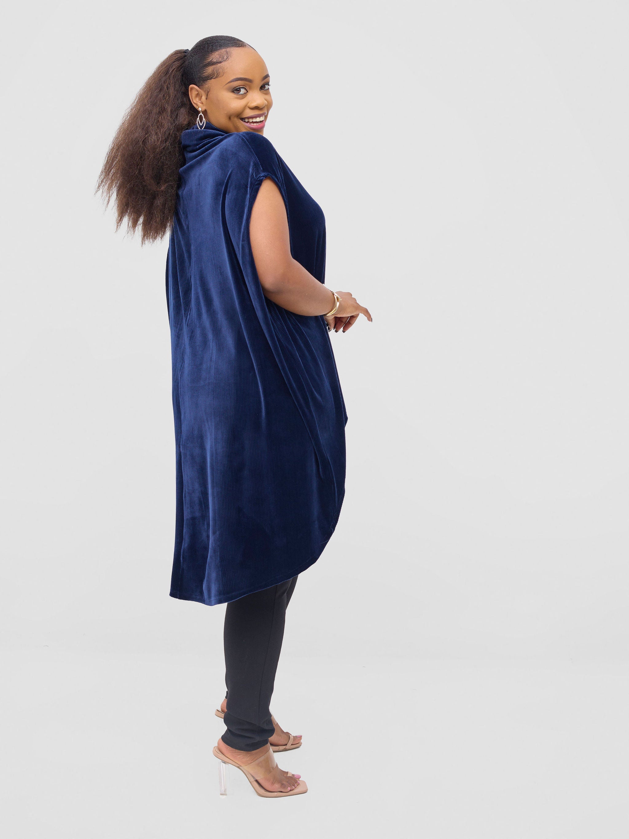 Vivo Binti High Low Poncho - Navy