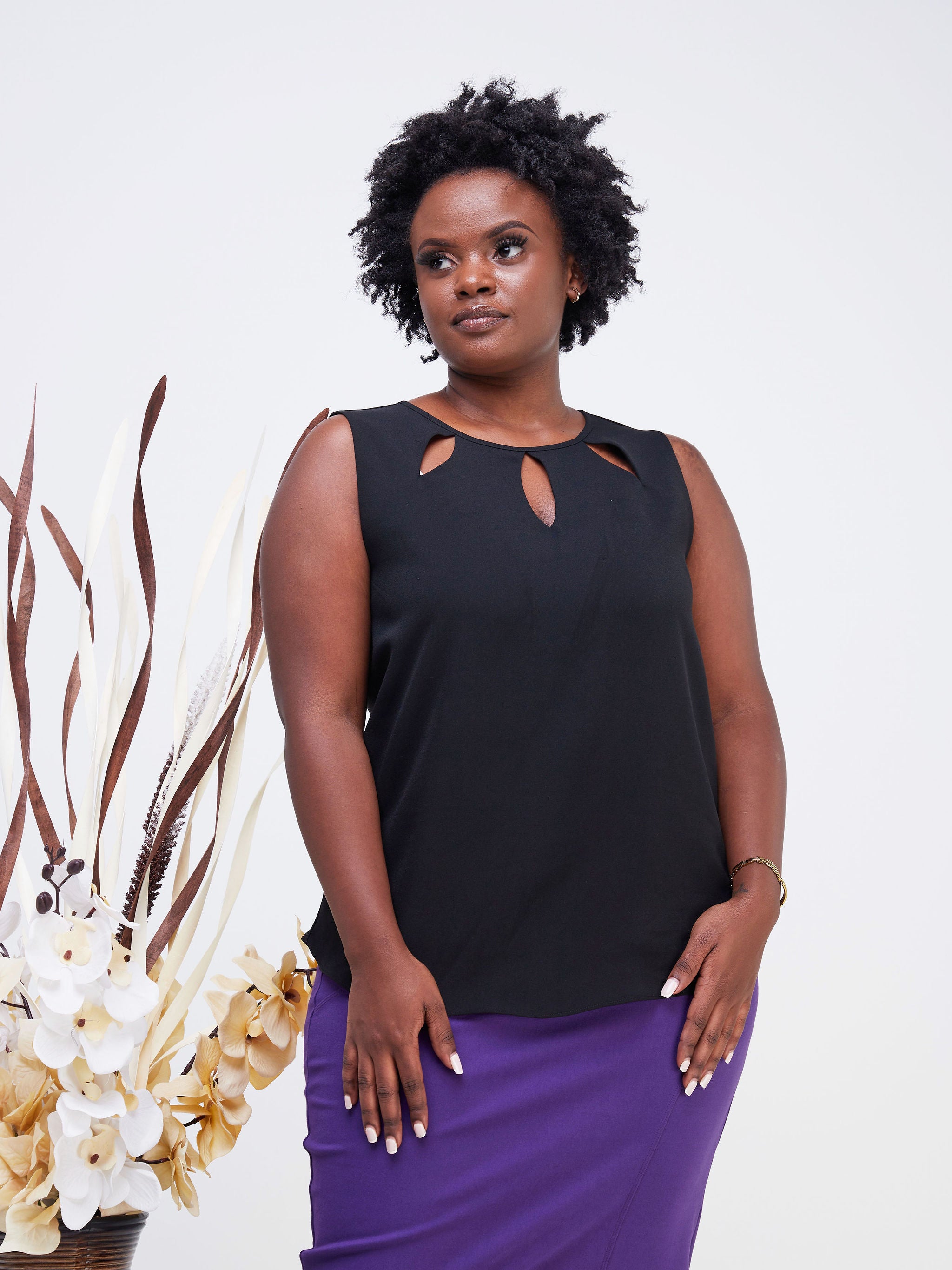 Vivo Fasi Tear Cut Out Sleeveless Top - Black