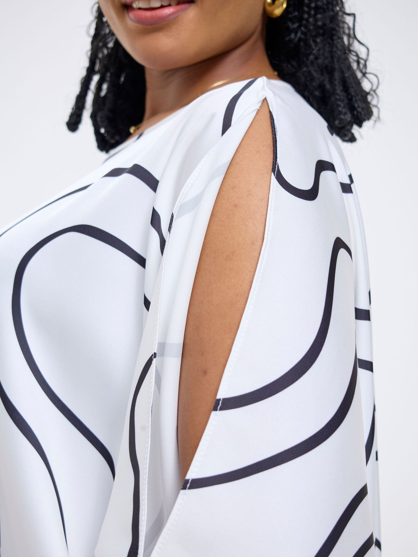 Vivo Lani Maxi Dress - Off White / Black Hini Print