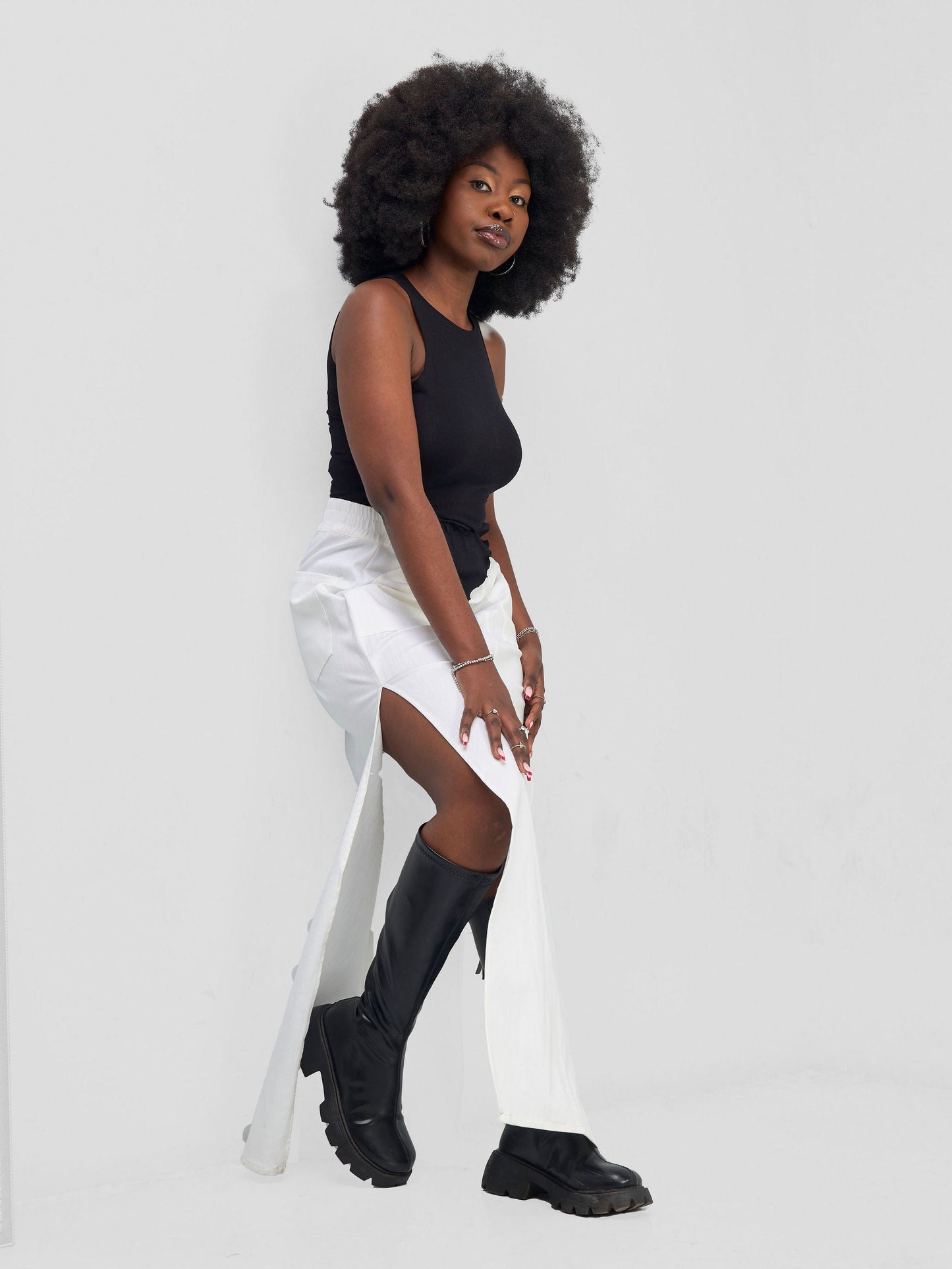 Zoya Banda High Slit Maxi Skirt - White