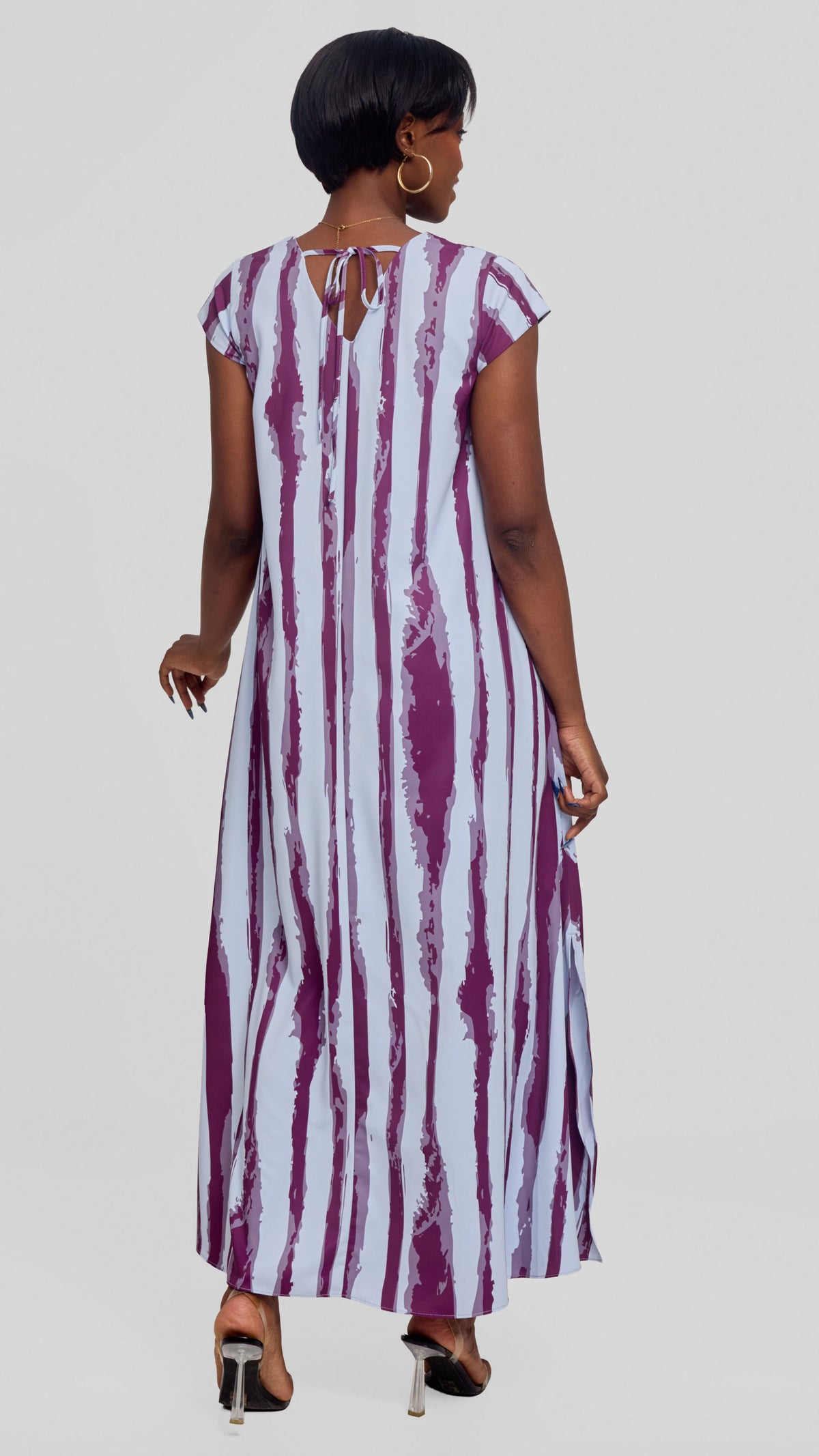 Vivo Kani Cap Sleeve Maxi Dress in Textured Crepe - Light Blue / Mulberry Tamasha Print