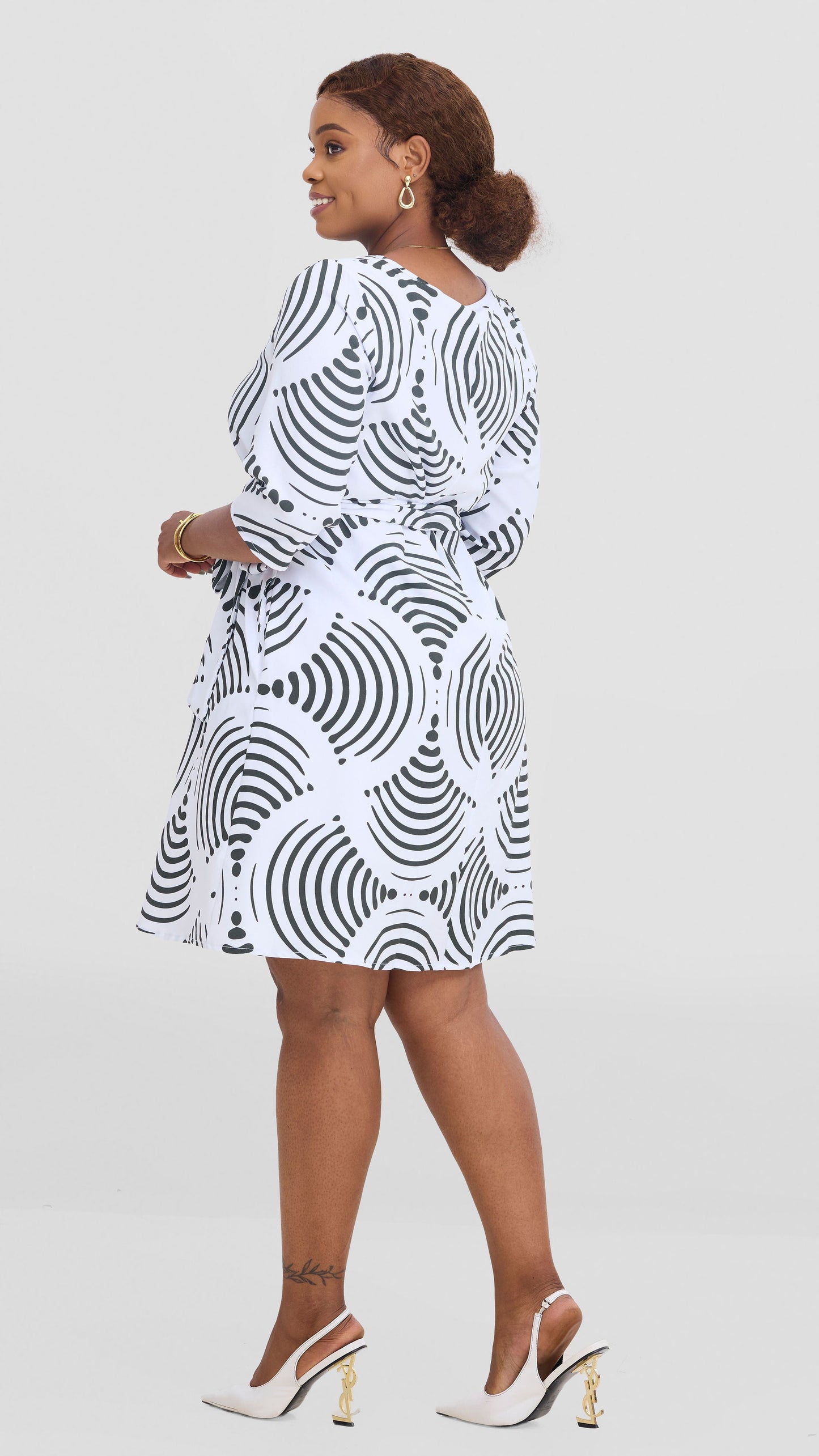 Vivo Laika 3/4 Sleeve Tent Dress In Crepe - White / Dark Green Laki Print