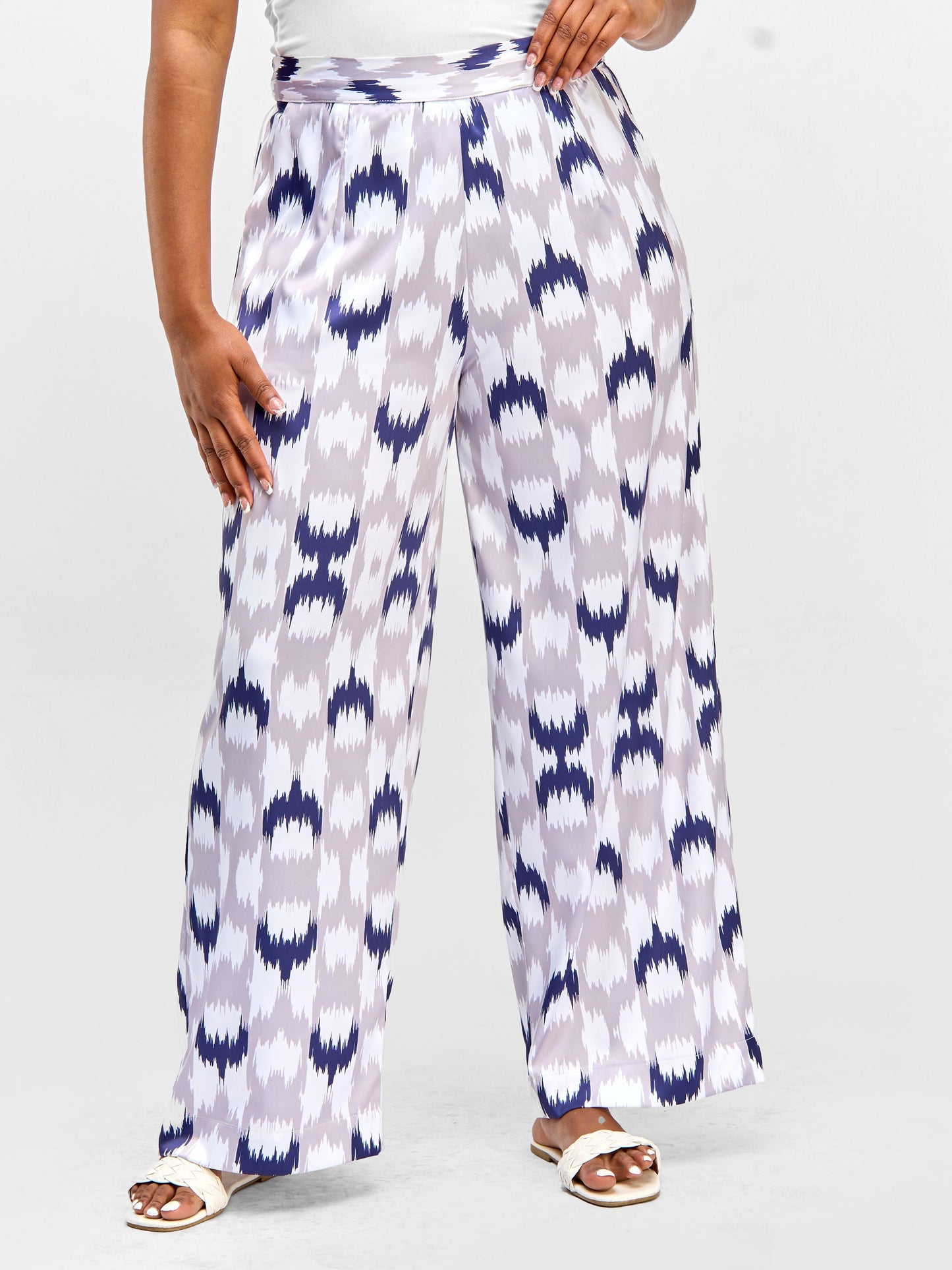 Vivo Nimali Satin Wide-Leg Pants - Wingu