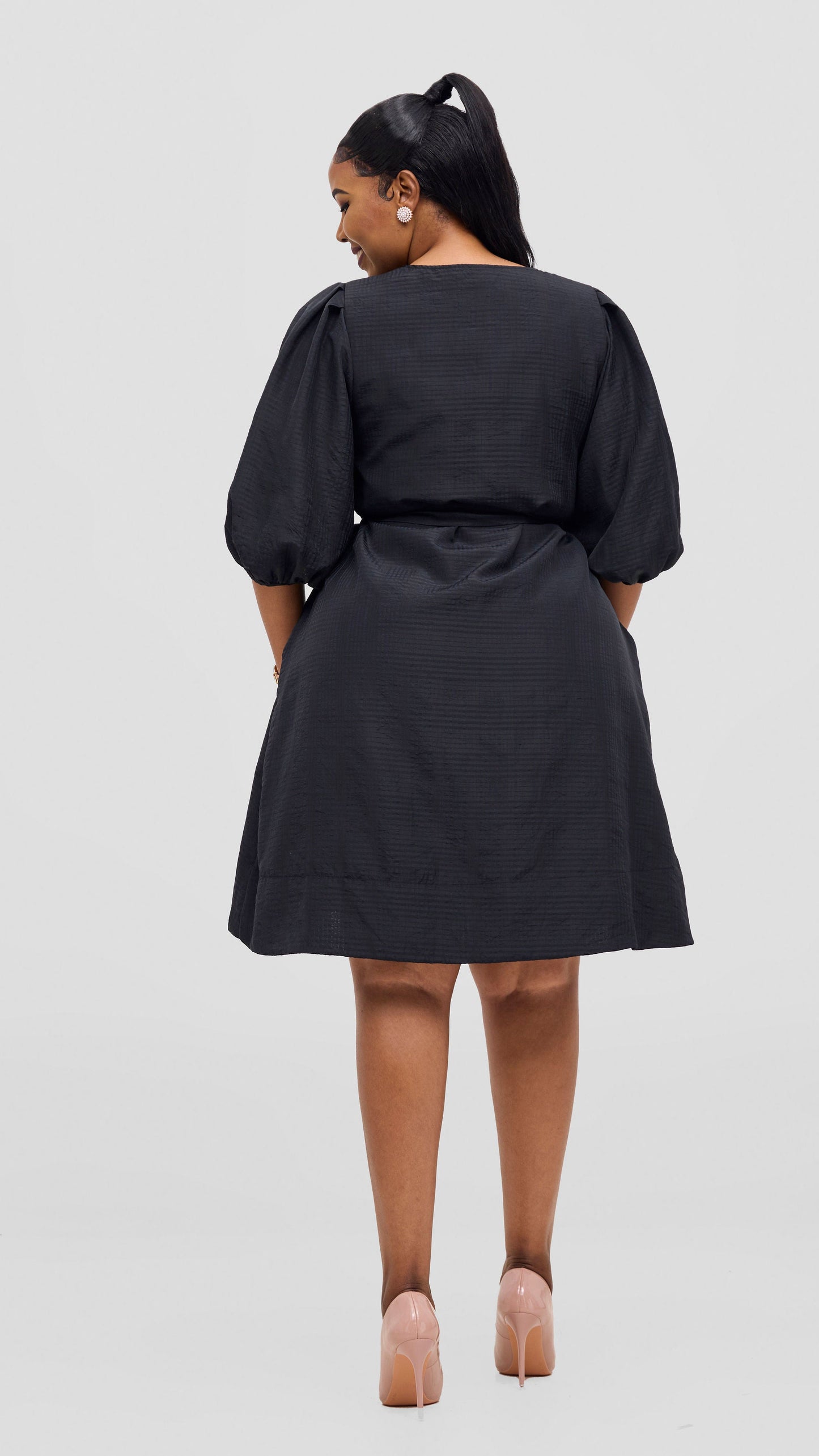 Vivo Alani High Low Dress - Black Textured Print