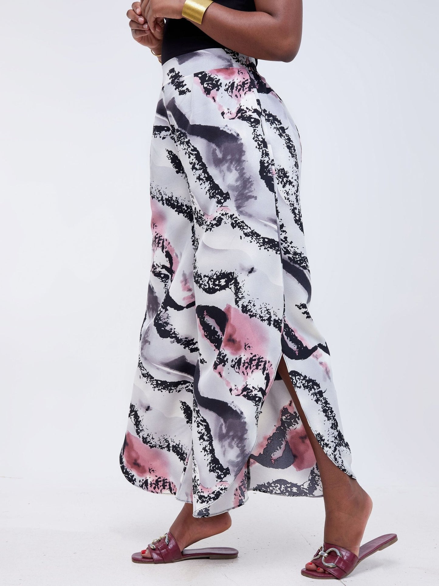 Vivo Lalea Tulip Hem Pants - Grey/Black Abstract Print