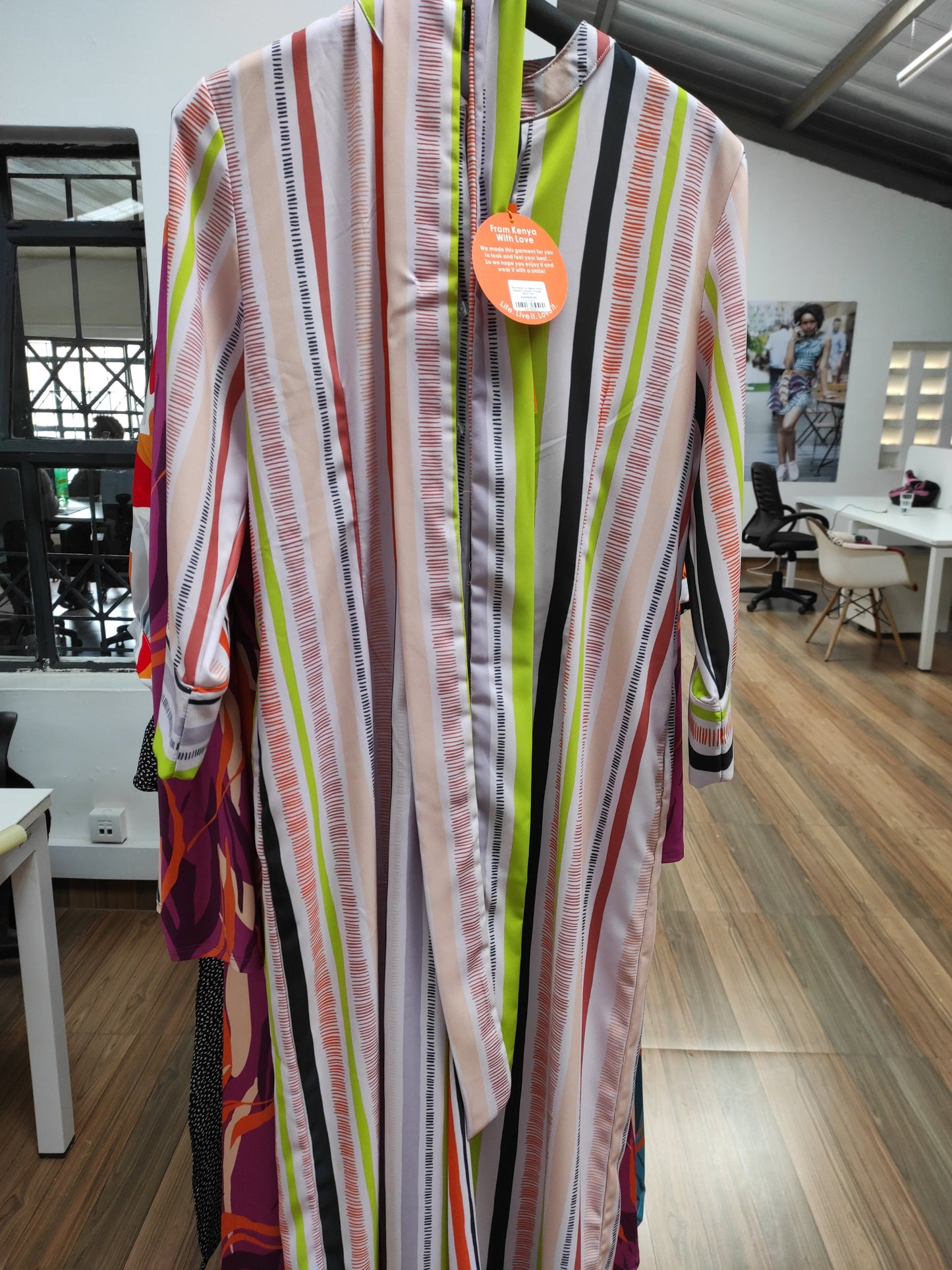 Vivo Mistari 3/4 Sleeve V Neck Collared Jumpsuit - Orange / Peach Print