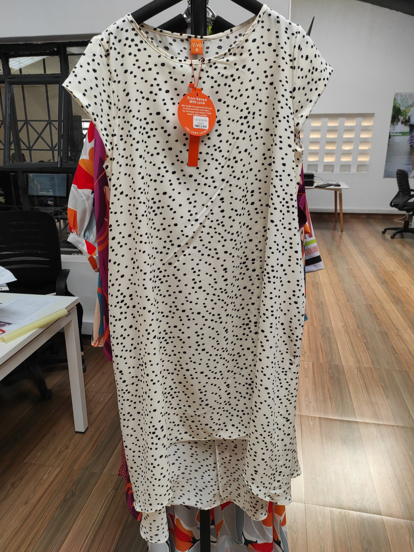 Vivo Jema High Low Tent Dress - White / Black Abstract Print