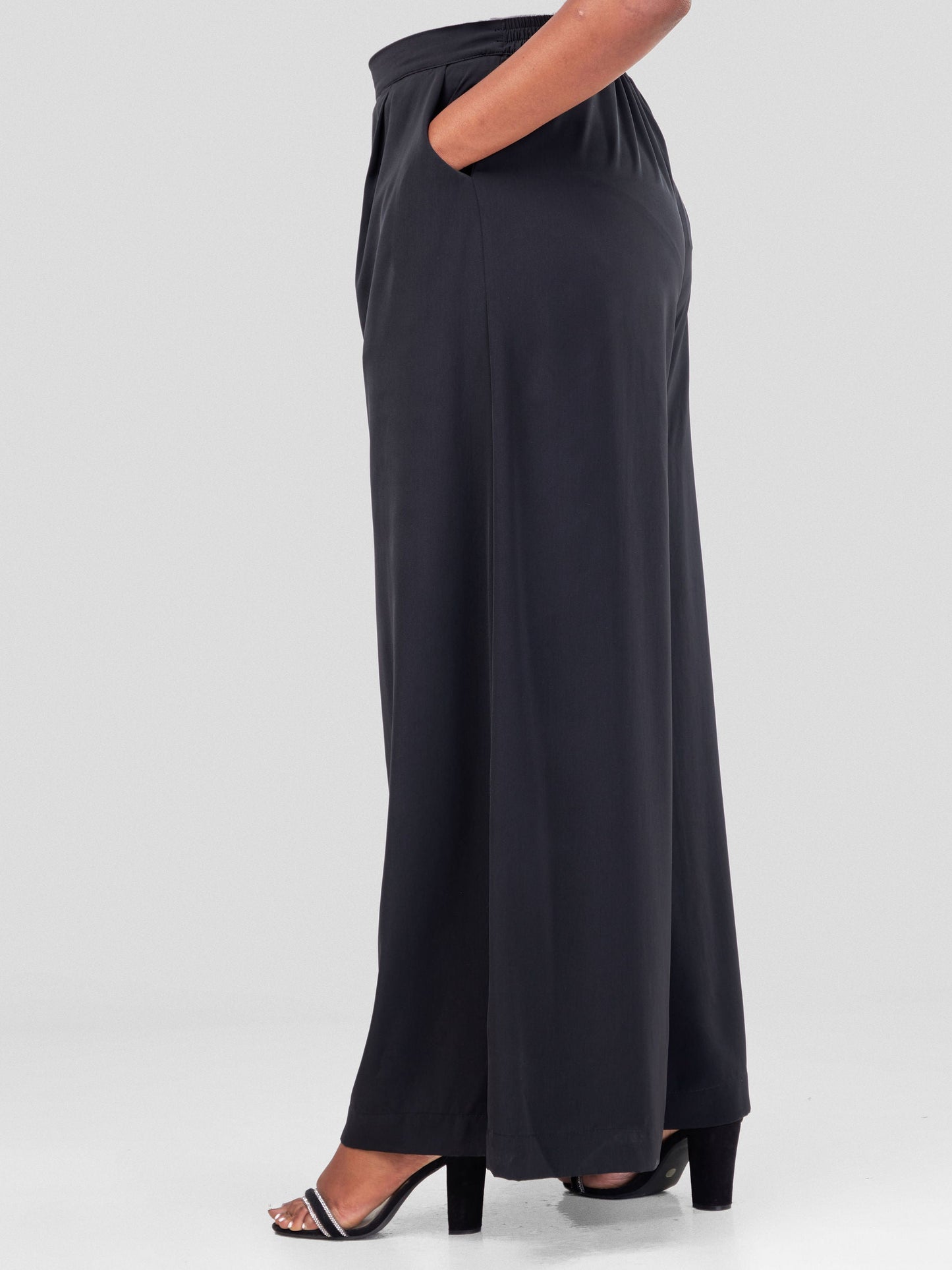 Vivo Naya Wide Leg Pants - Black