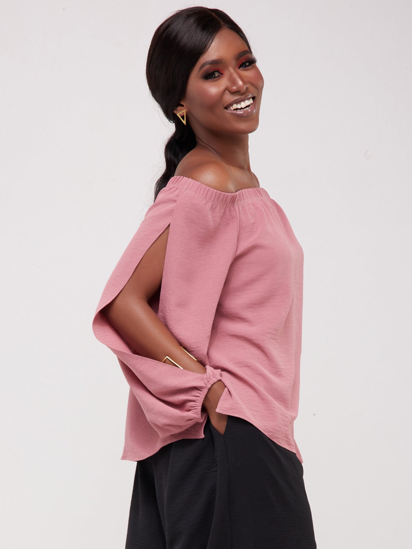 Vivo Dayo Off Shoulder Split Sleeve Short Top - Peach