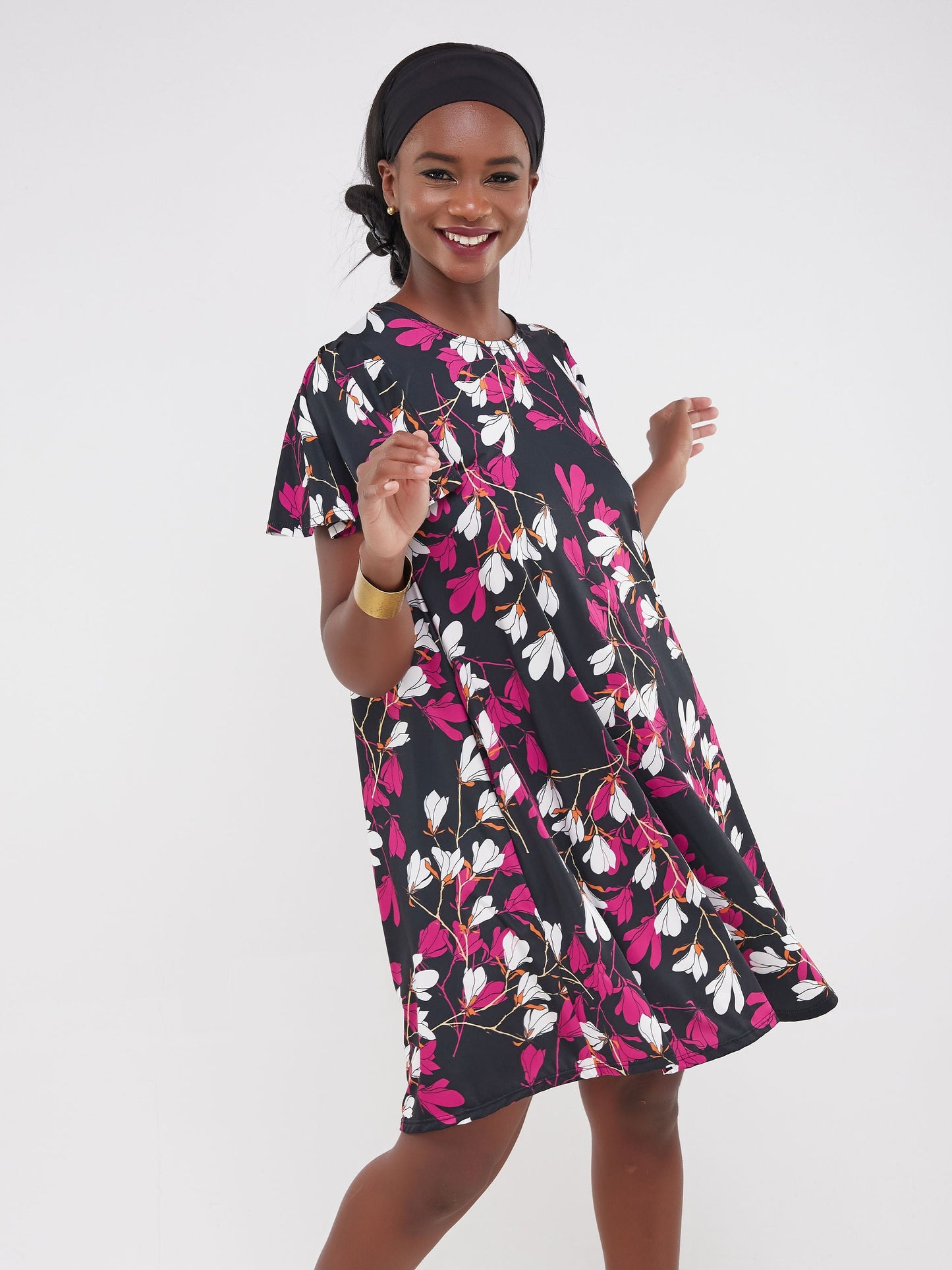 Vivo Ruwa Flounce Sleeve Knee Length Tent Dress - Black / Pink Flowers Print