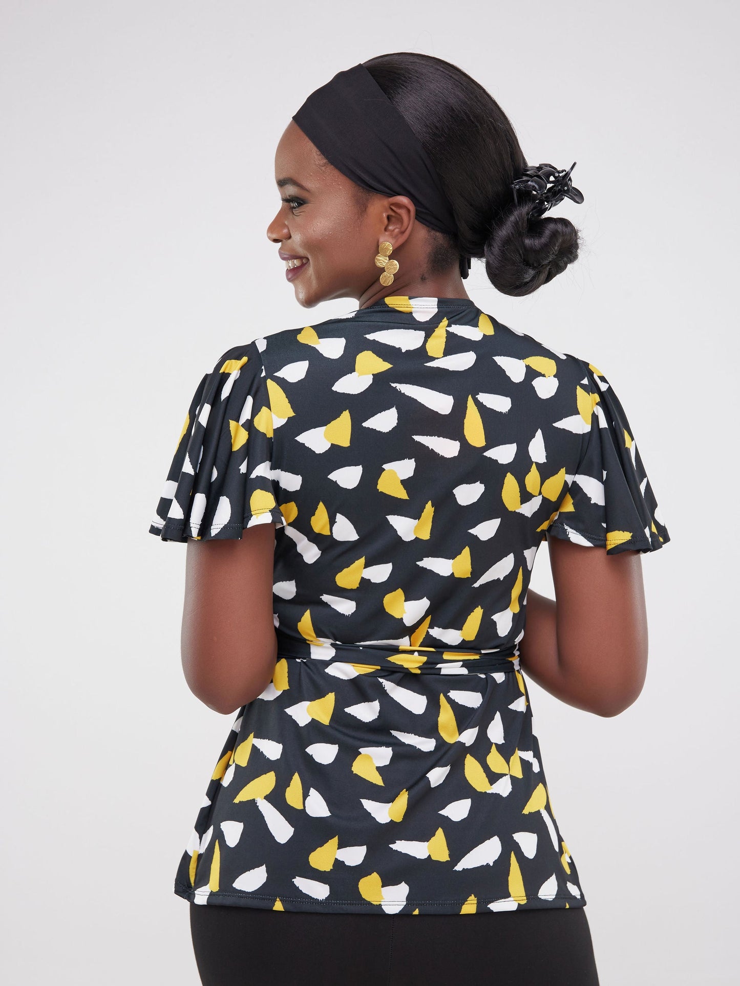 Vivo Ruwa Wrap Top - Black / Yellow Print