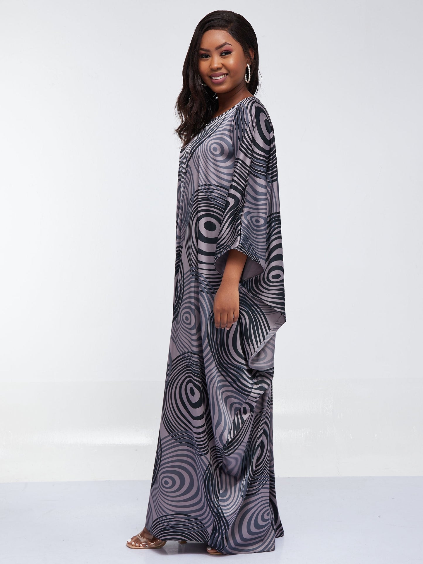 Vivo Lani Maxi Dress - Grey / Black Print