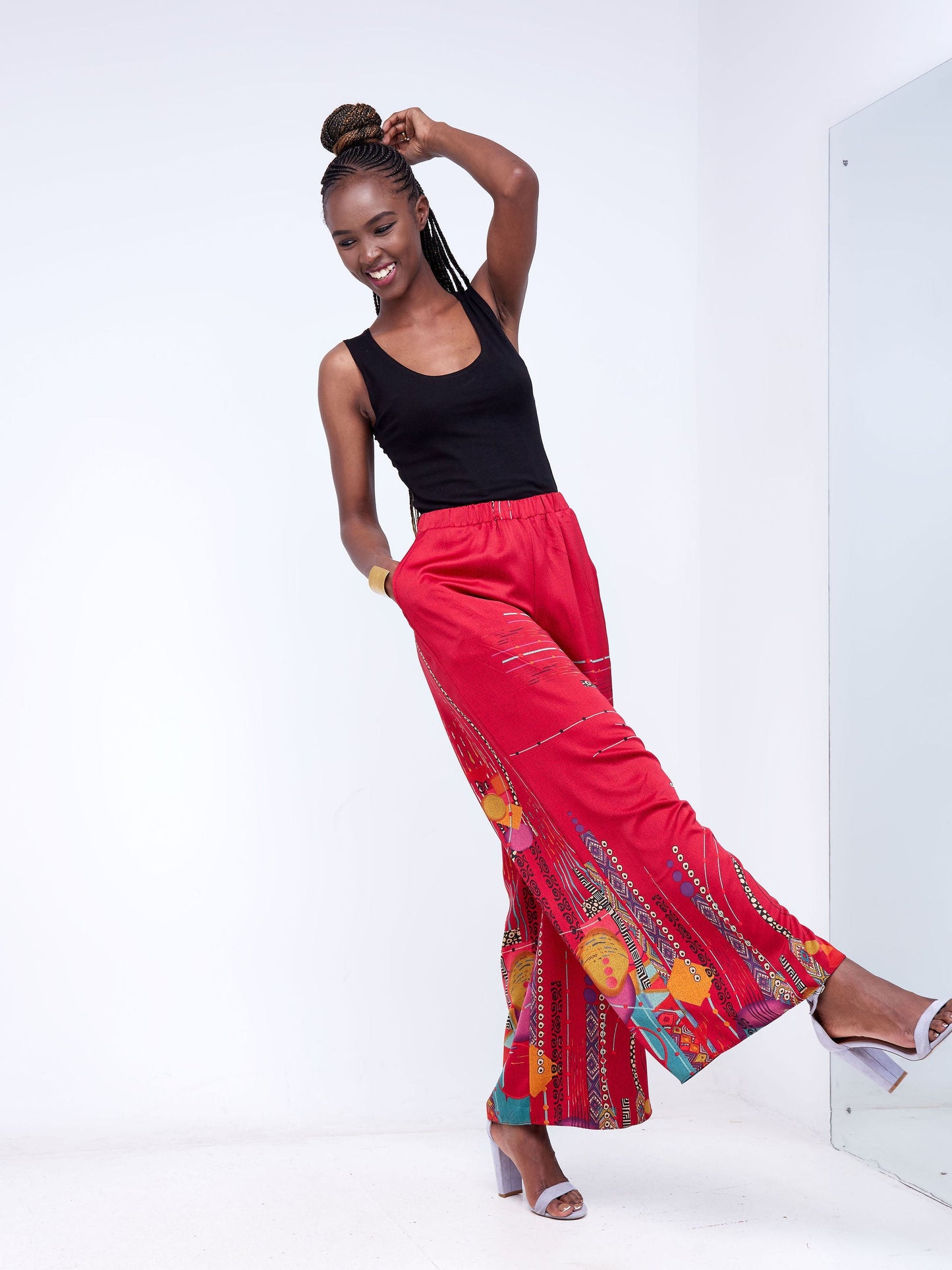 Zoya Brave Wide Leg Pants - Orange / Red Abstract Print