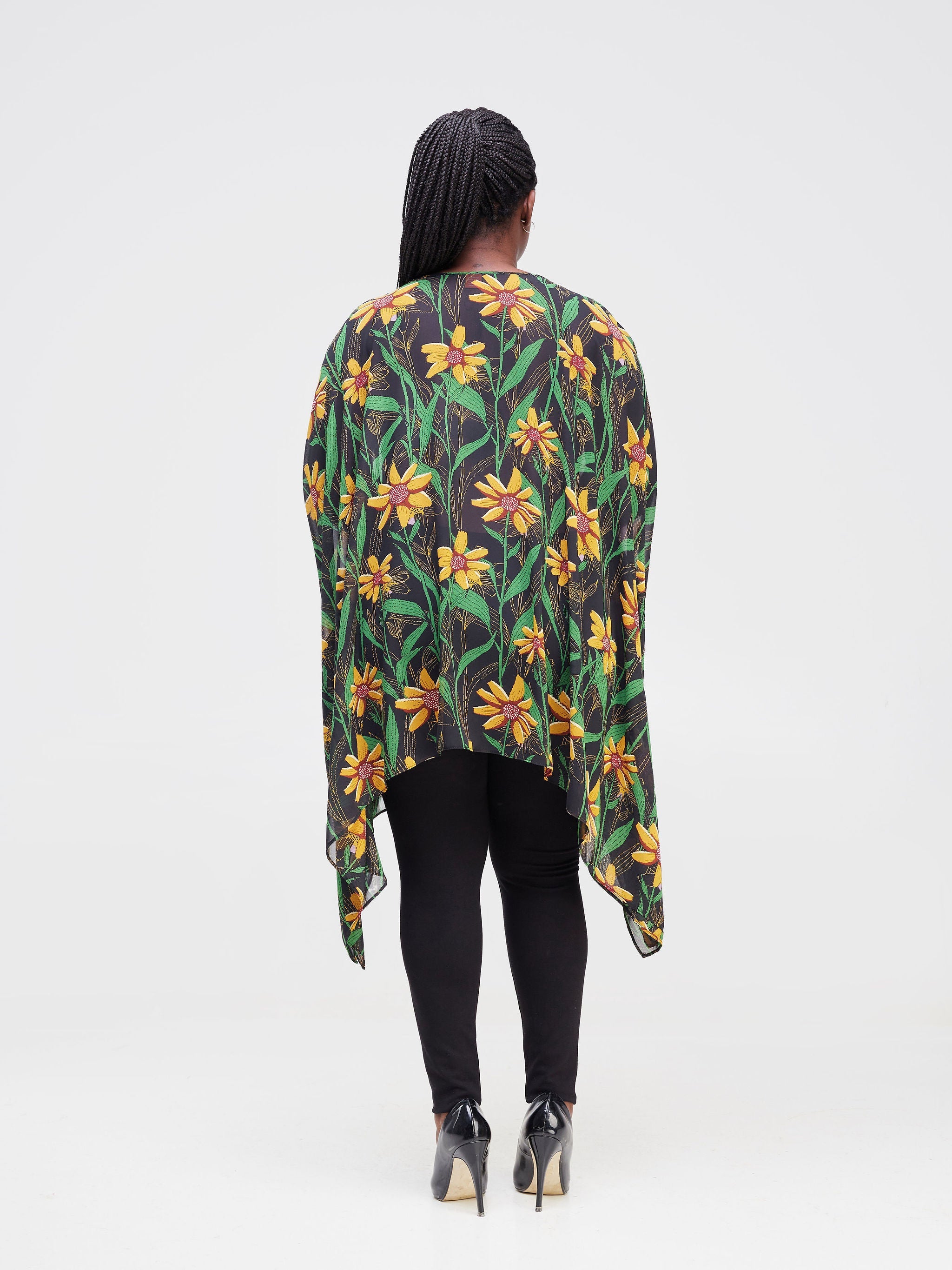 Vivo Sierra Tunic Kaftan Top - Black / Mustard Abstract Print