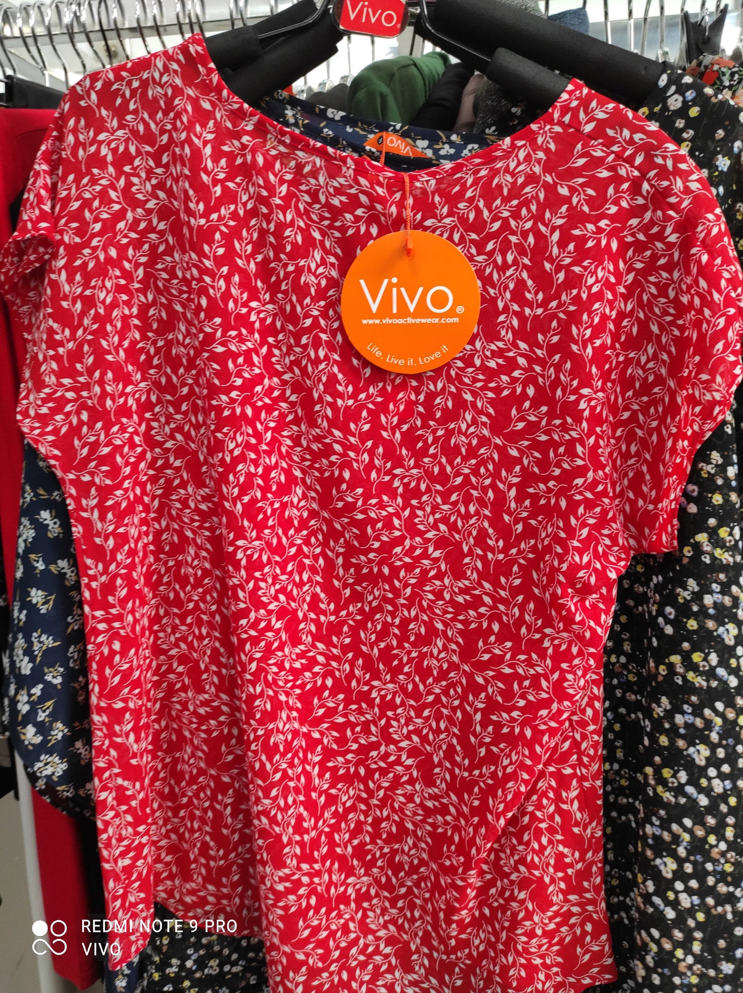 Vivo Basic Chiffon Dropped Shoulder Top - Red Floral Print
