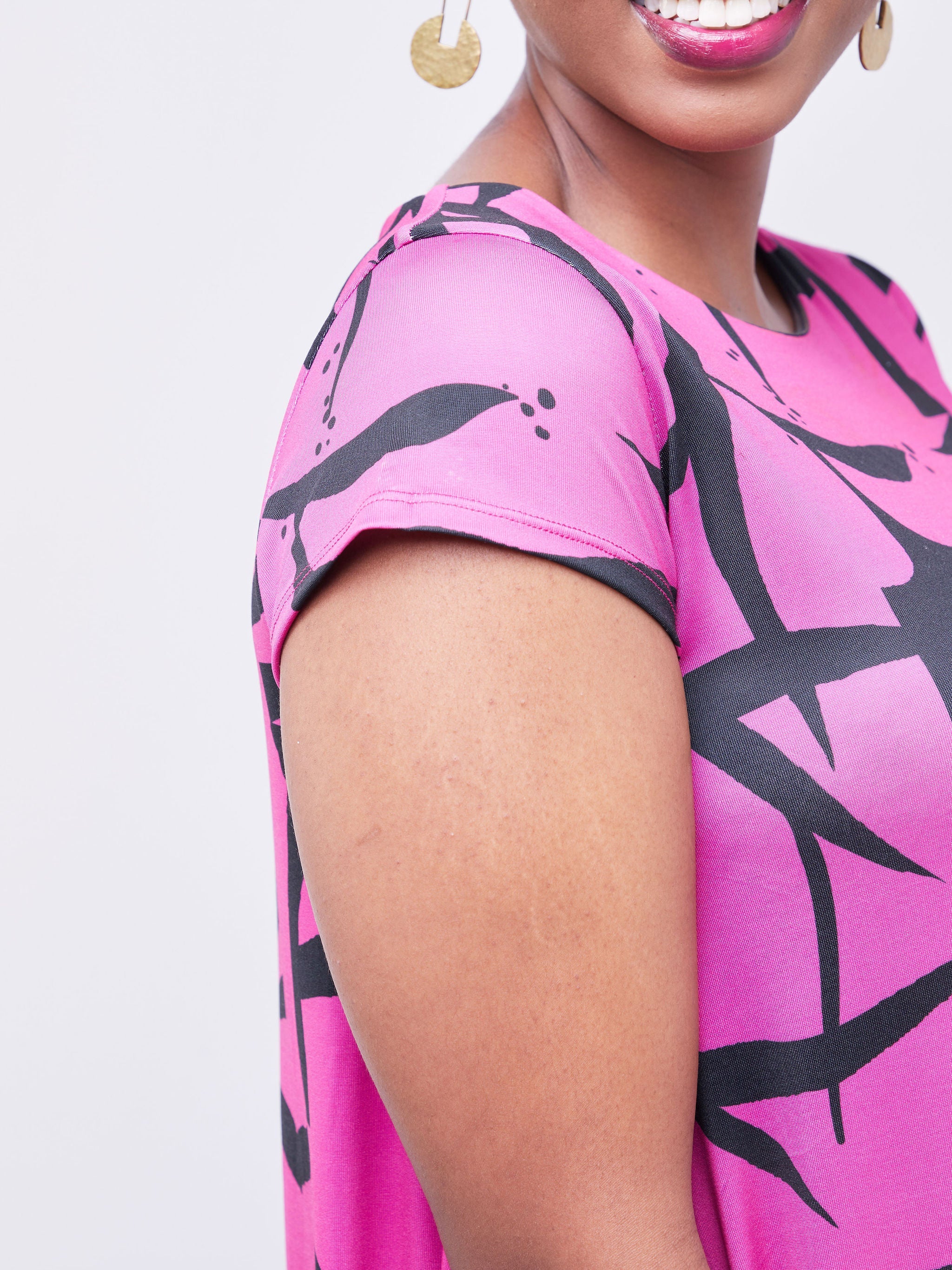 Vivo Tuni Side Cowl Maxi Dress - Pink / Black Abstract Print