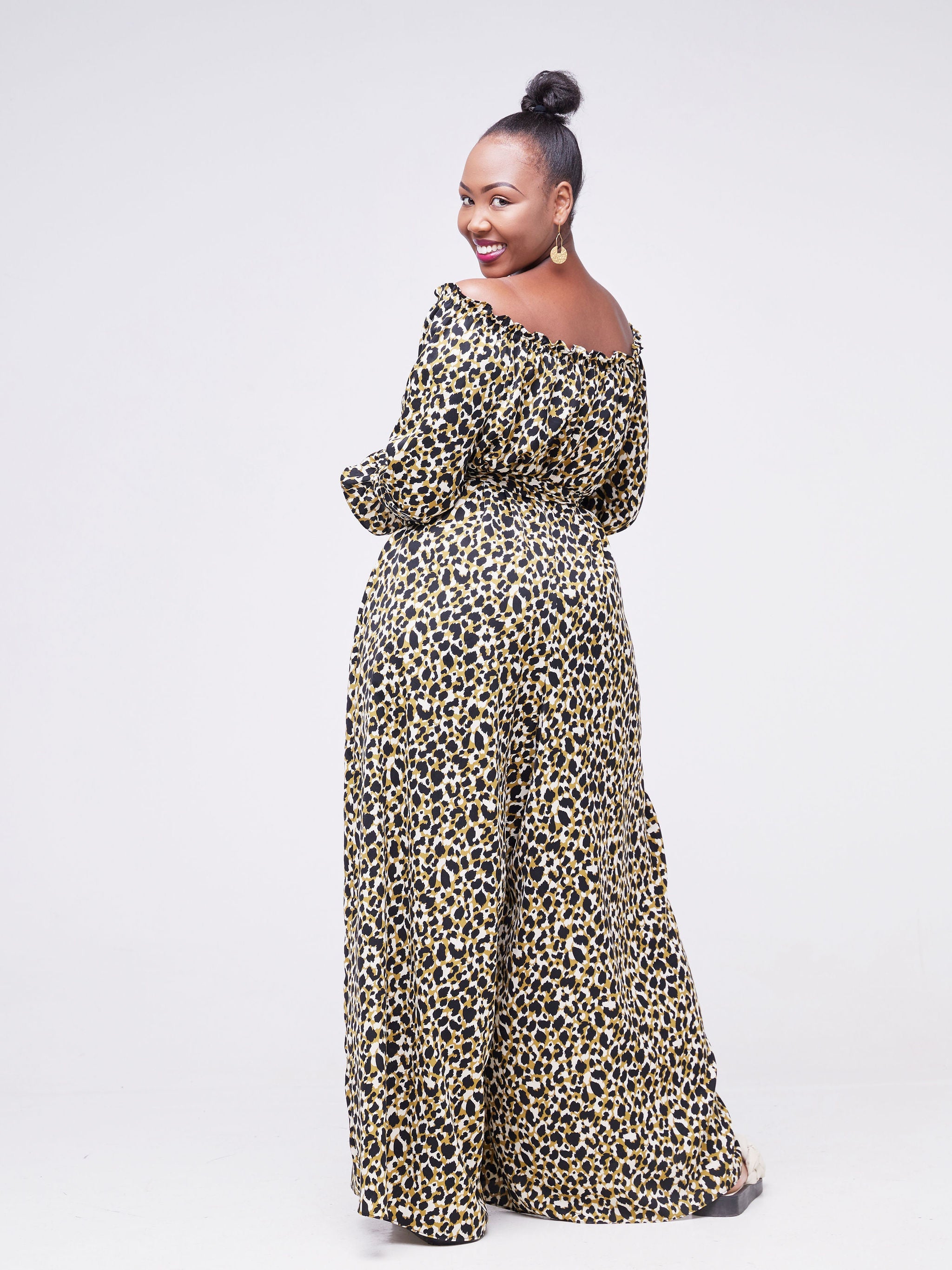 Vivo Jema Off-shoulder Long Sleeve Jumpsuit - Hunters Green / Black Animal Print