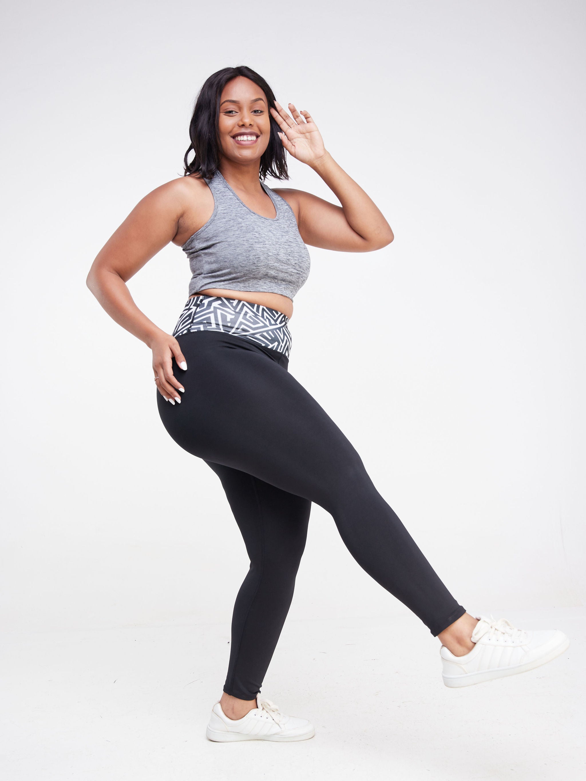 Vivo Fitness Leggings - Black / White Geometric Print