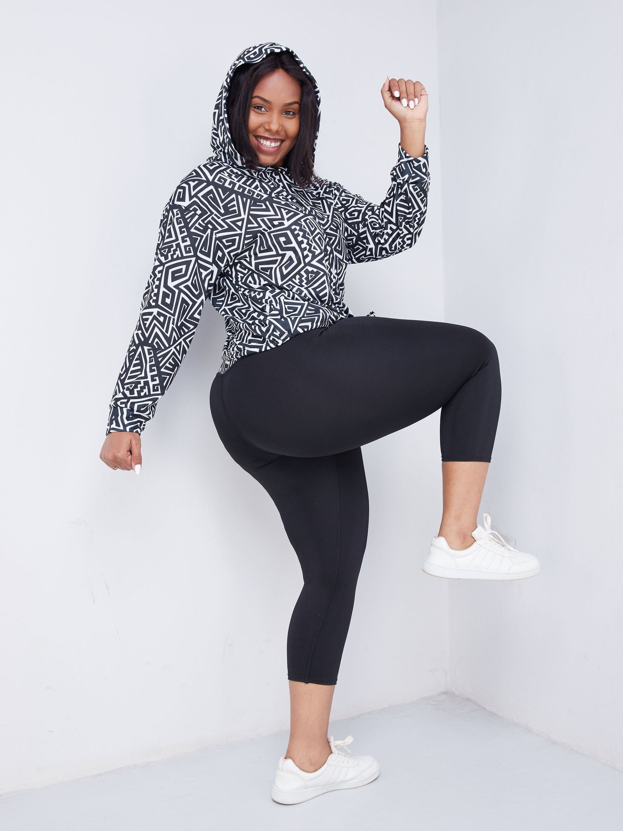 Vivo Fitness Hoodie - Black / White Geometric Print