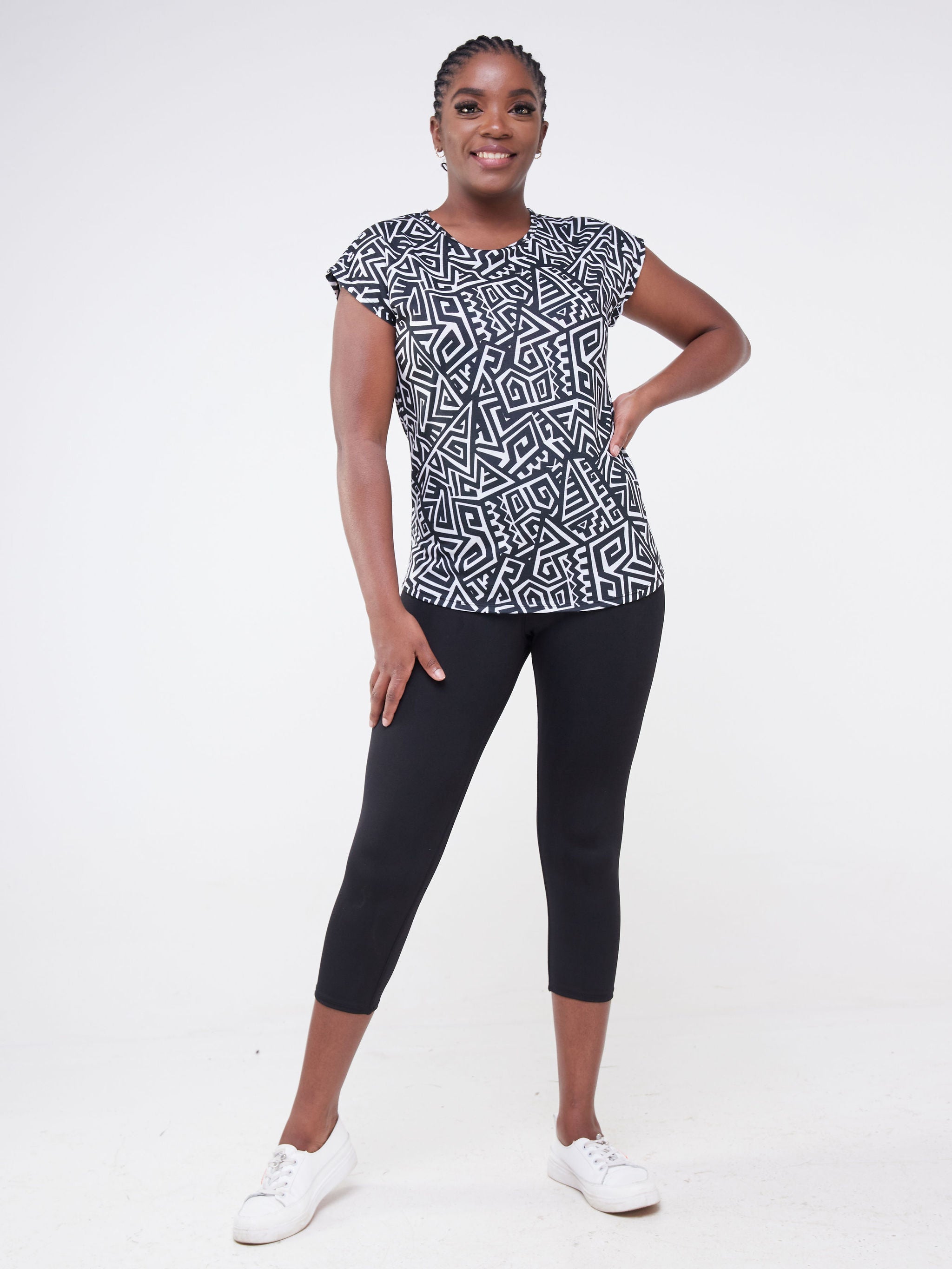 Vivo Fitness Drop Shoulder Top - Black / White Abstract Print