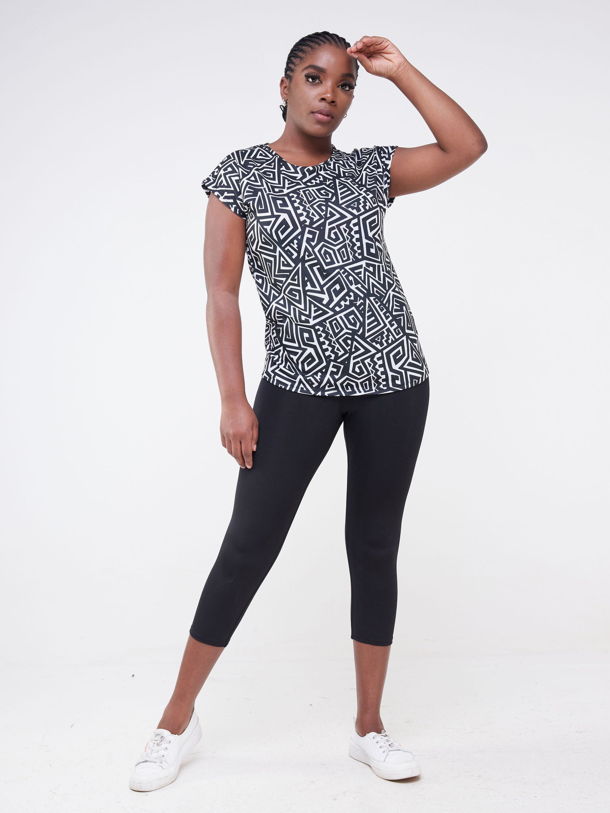 Vivo Fitness Drop Shoulder Top - Black / White Abstract Print