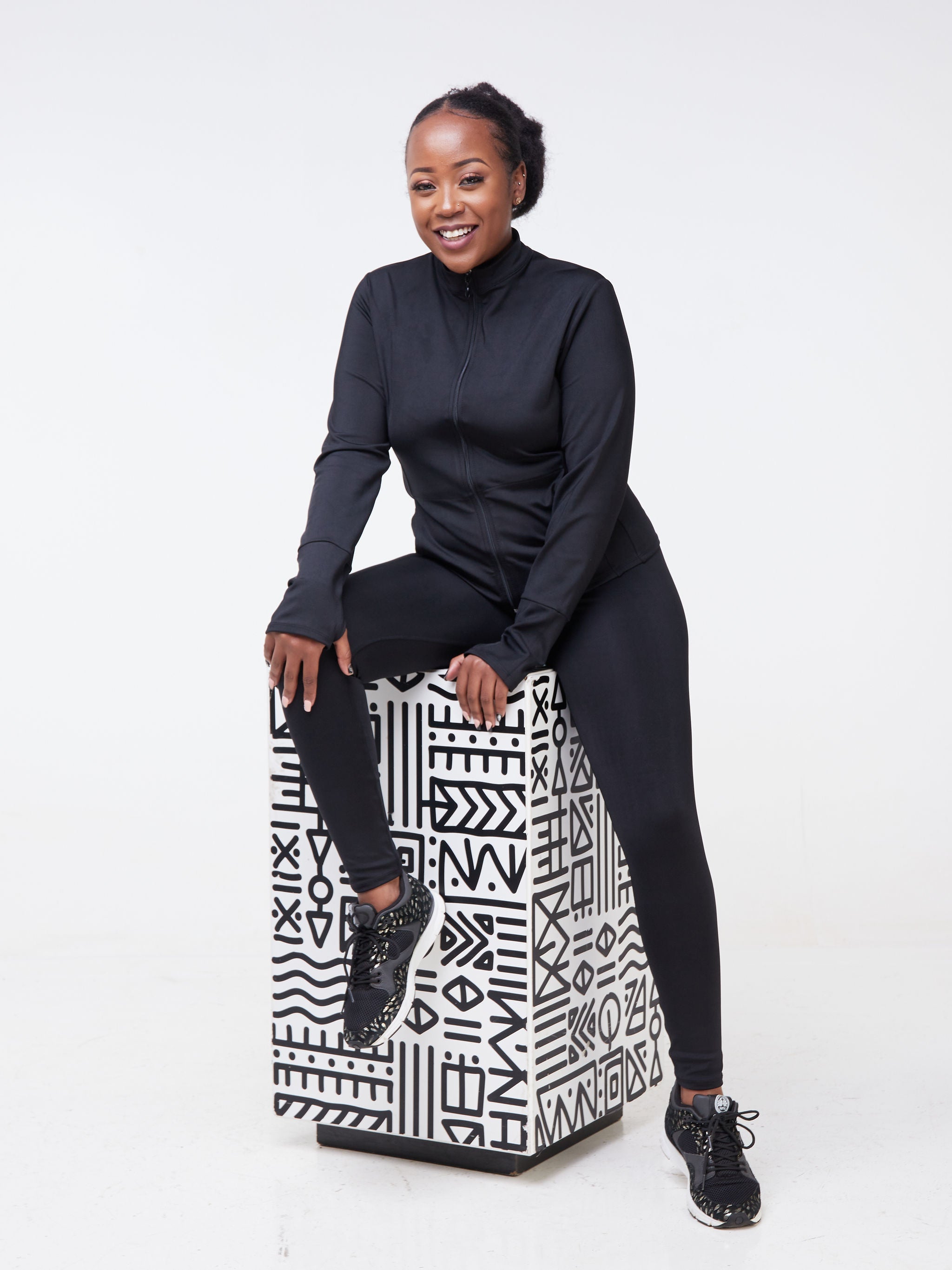 Vivo Fitness Long Sleeve Jacket - Black