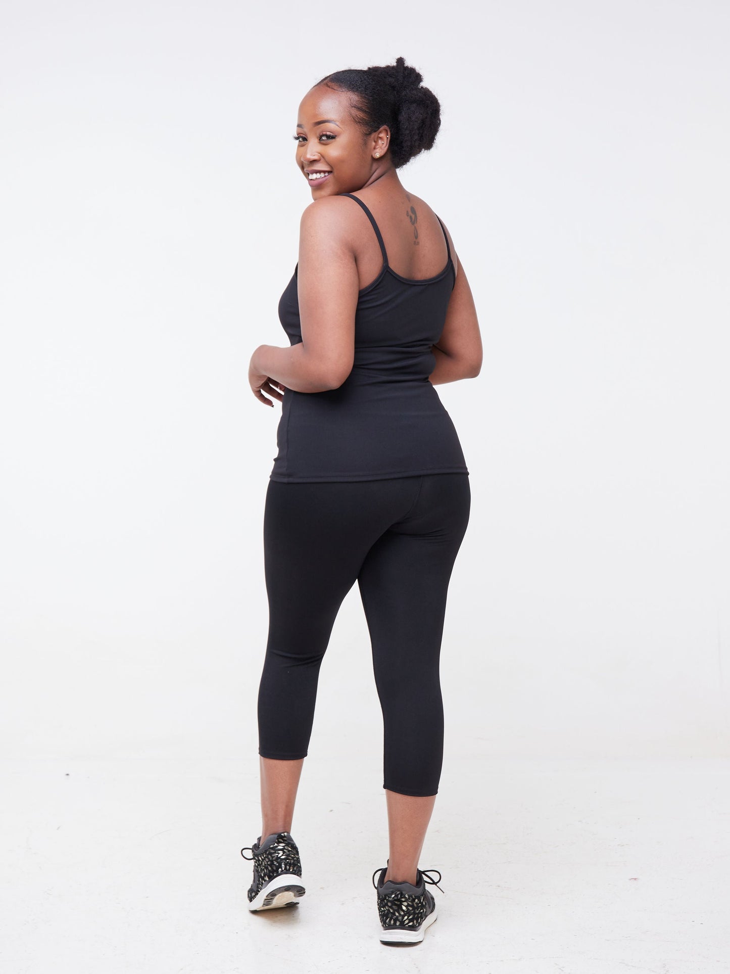 Vivo Fitness Spaghetti Strap Tank Top - Black