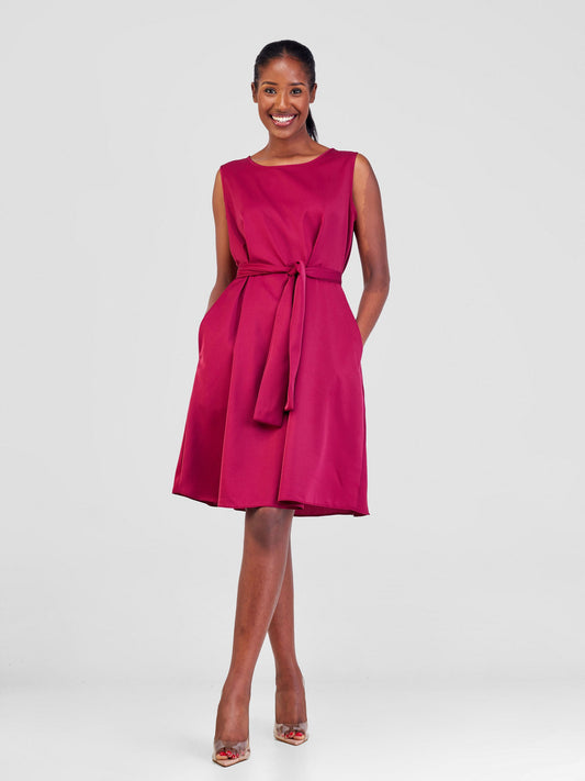 Vivo Maua Sleeveless Tent Knee Length Dress - Maroon