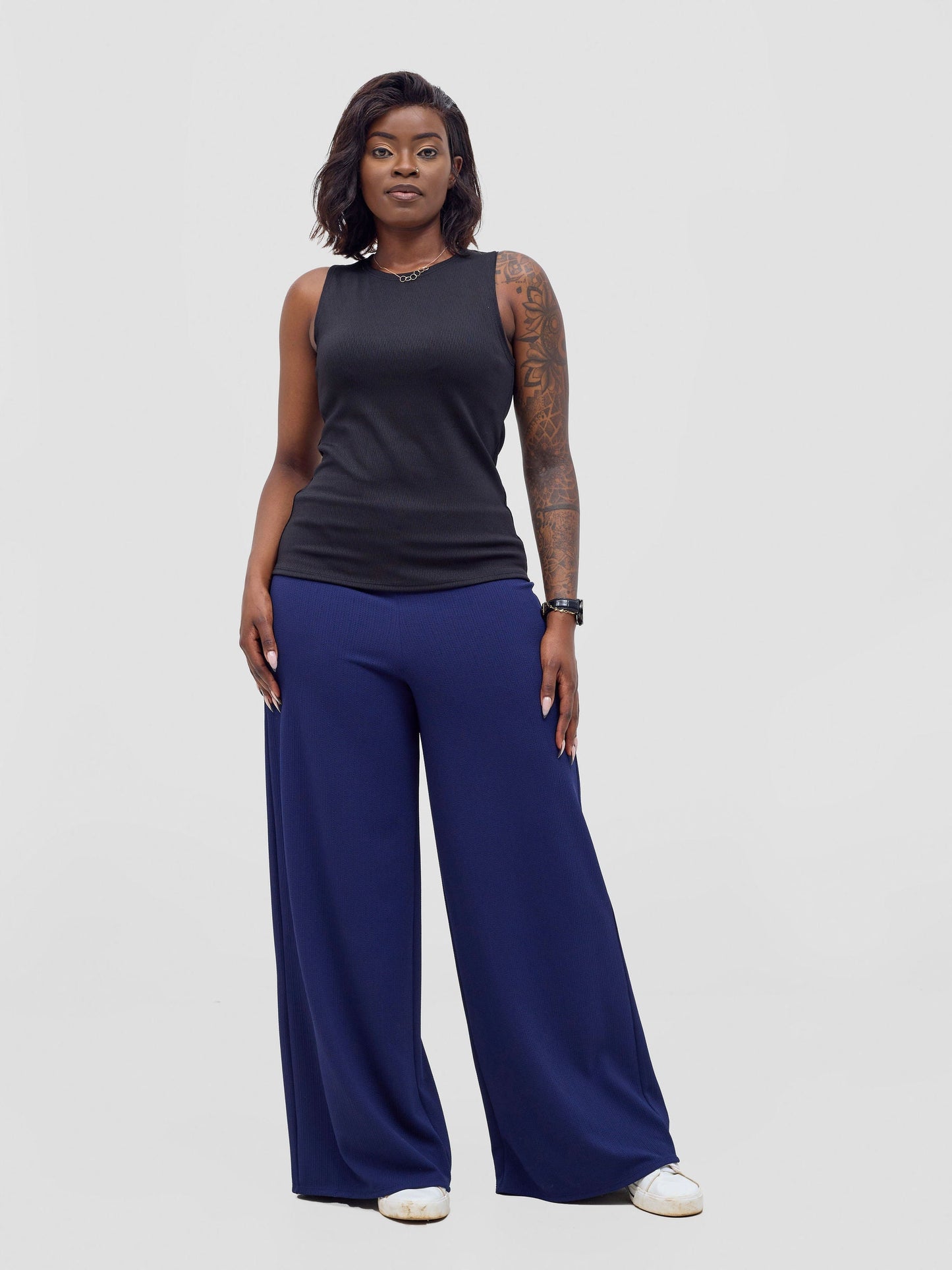 Vivo Chela Tank Top - Black