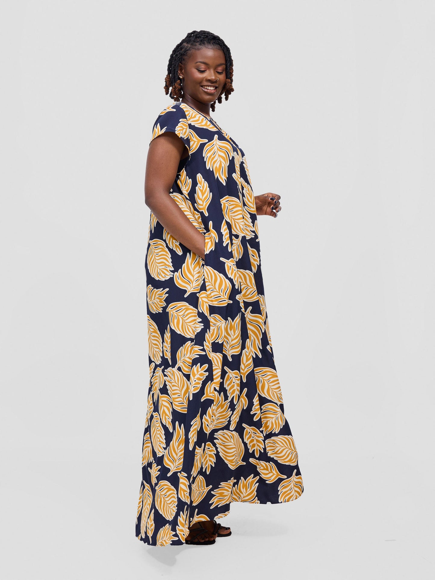 Vivo Sakari Cap Sleeve Maxi Dress - Dark Navy / Mustard Print