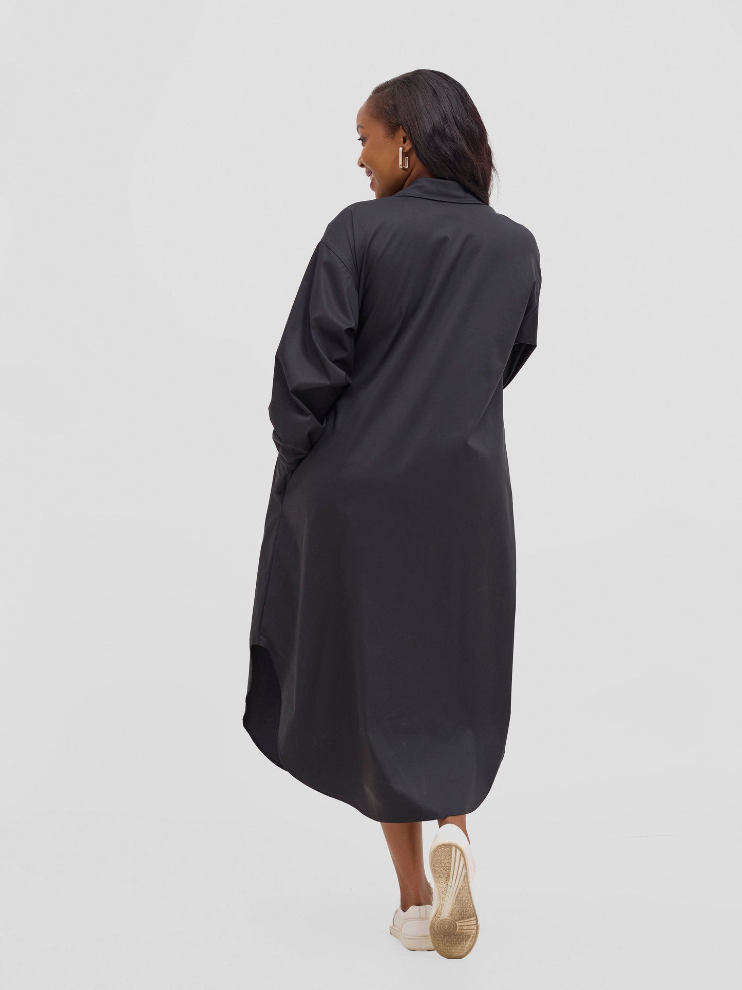 Safari Mansi Bishop Sleeve Shacket - Black