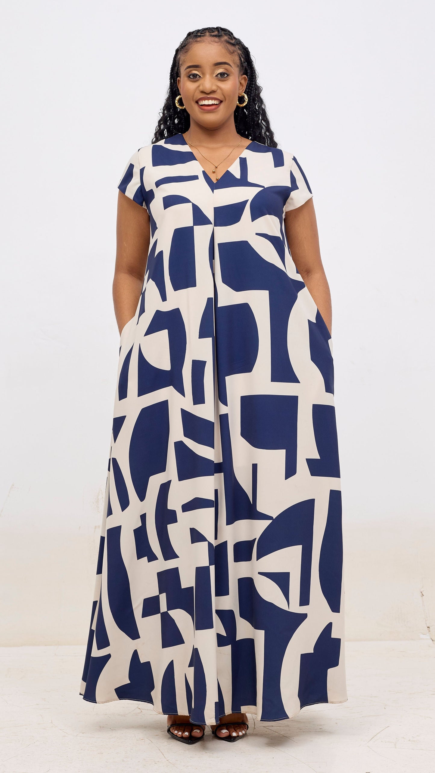 Vivo Kani Cap Sleeve Maxi Dress - Buttermilk / Navy Dashen Print