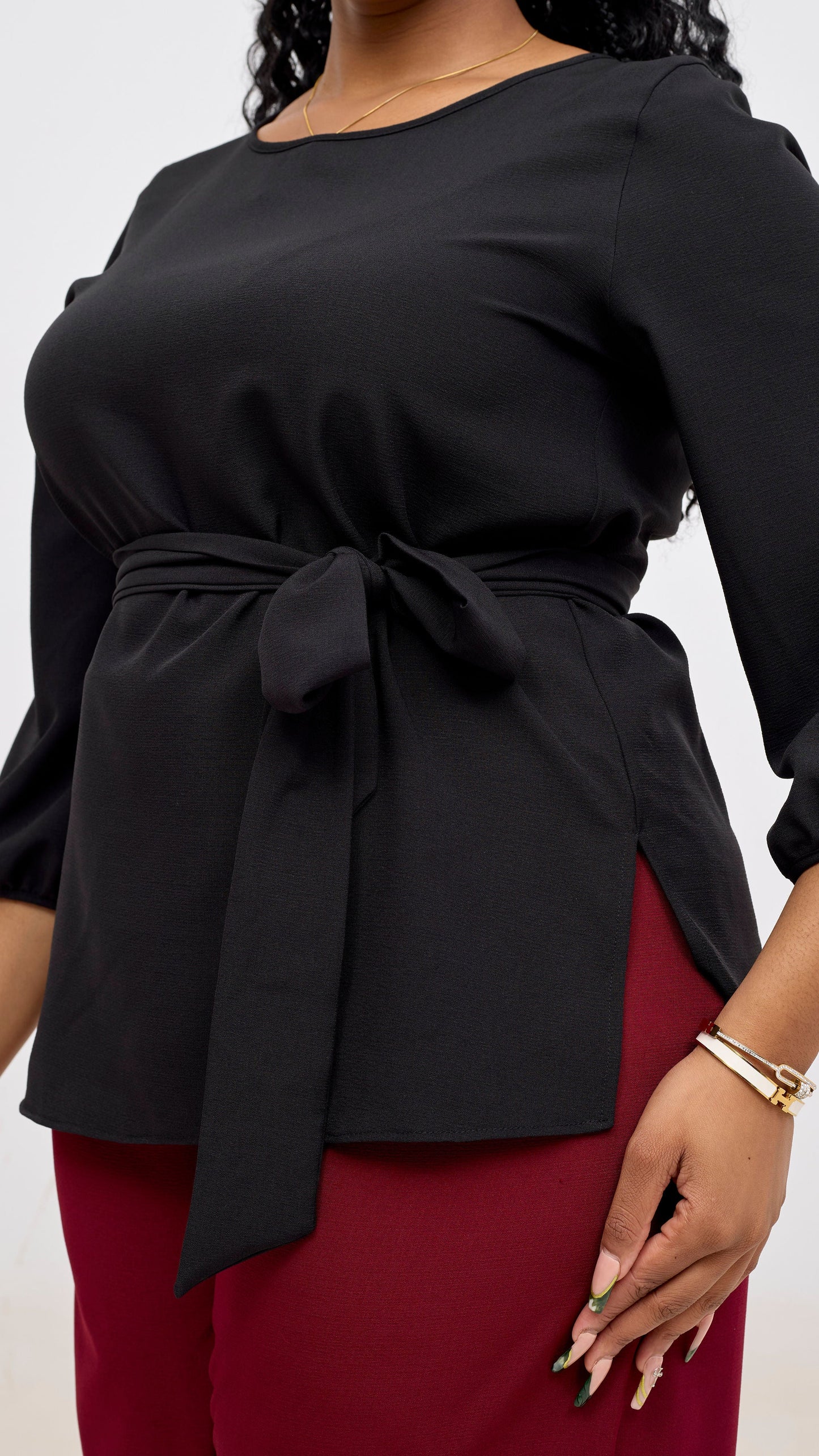 Vivo Kani Bishop Sleeve Top - Black