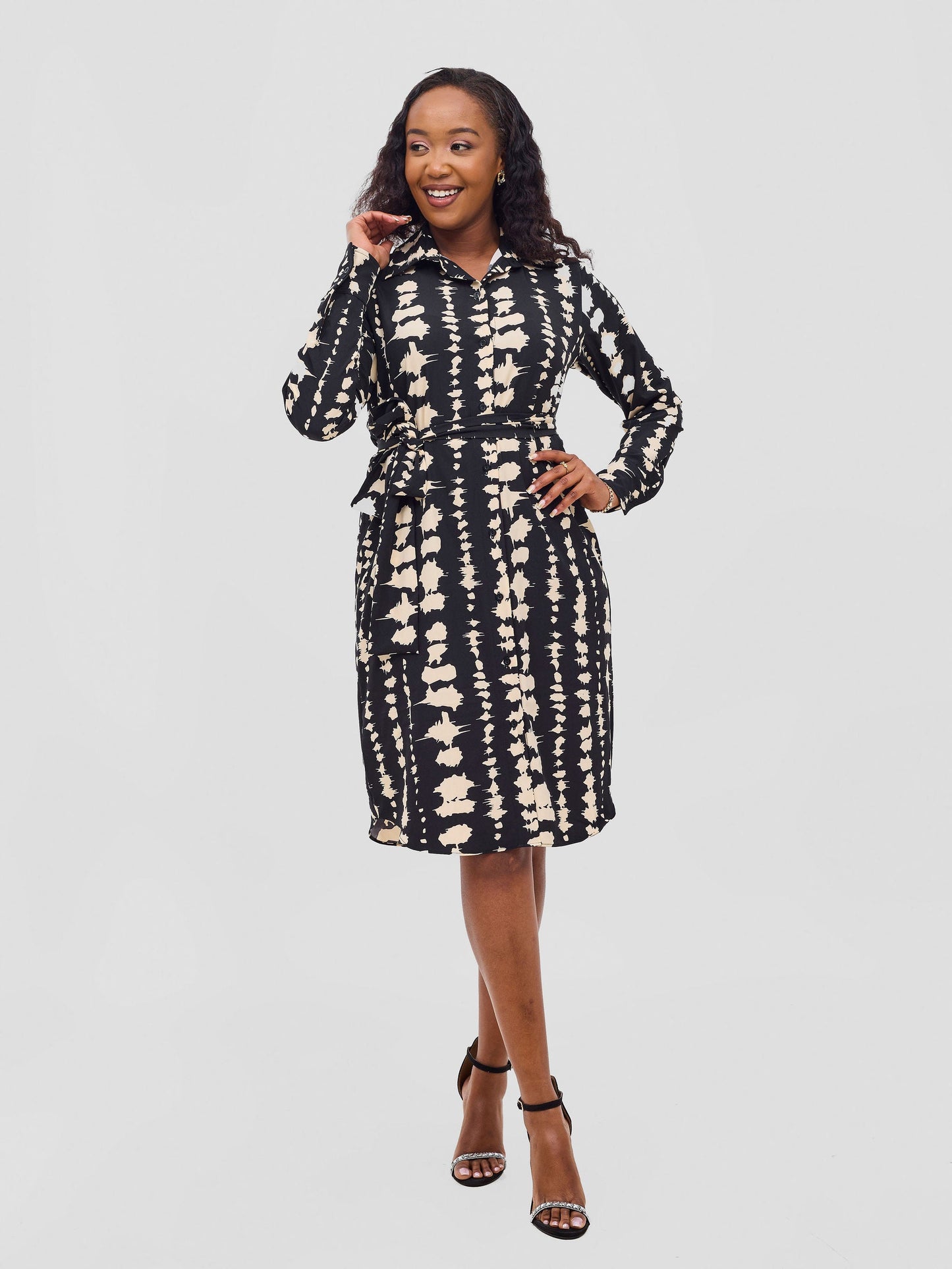 Vivo Basic Knee Length Shirt Dress - Black / Cream Print